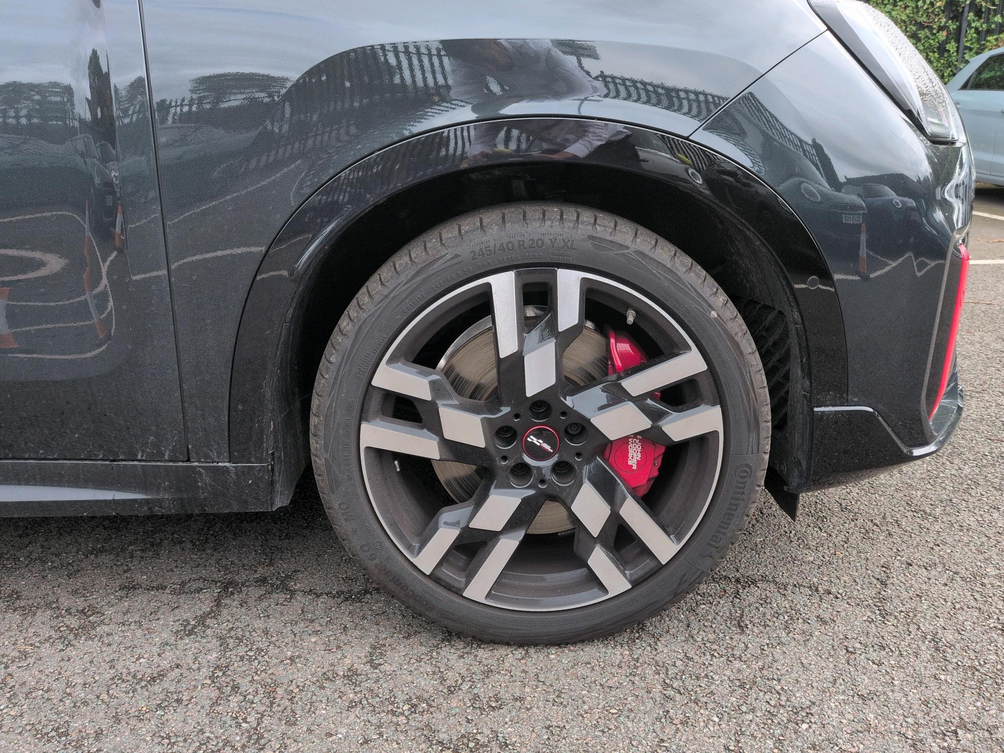 MINI John Cooper Works Countryman ALL4 3
