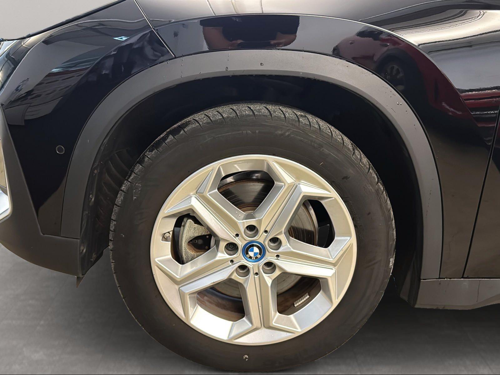 BMW iX1 – Bild 15