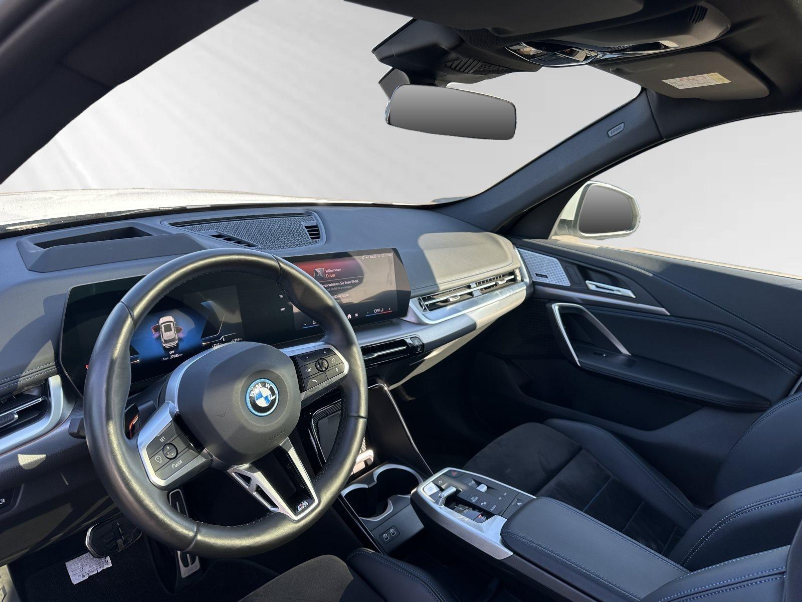 BMW iX1 – Bild 8