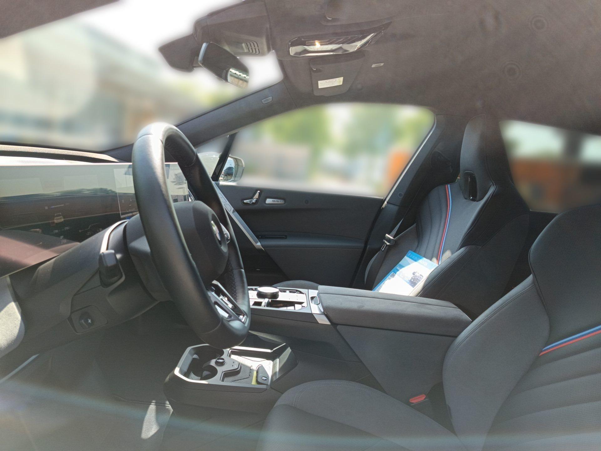 BMW iX – Bild 19