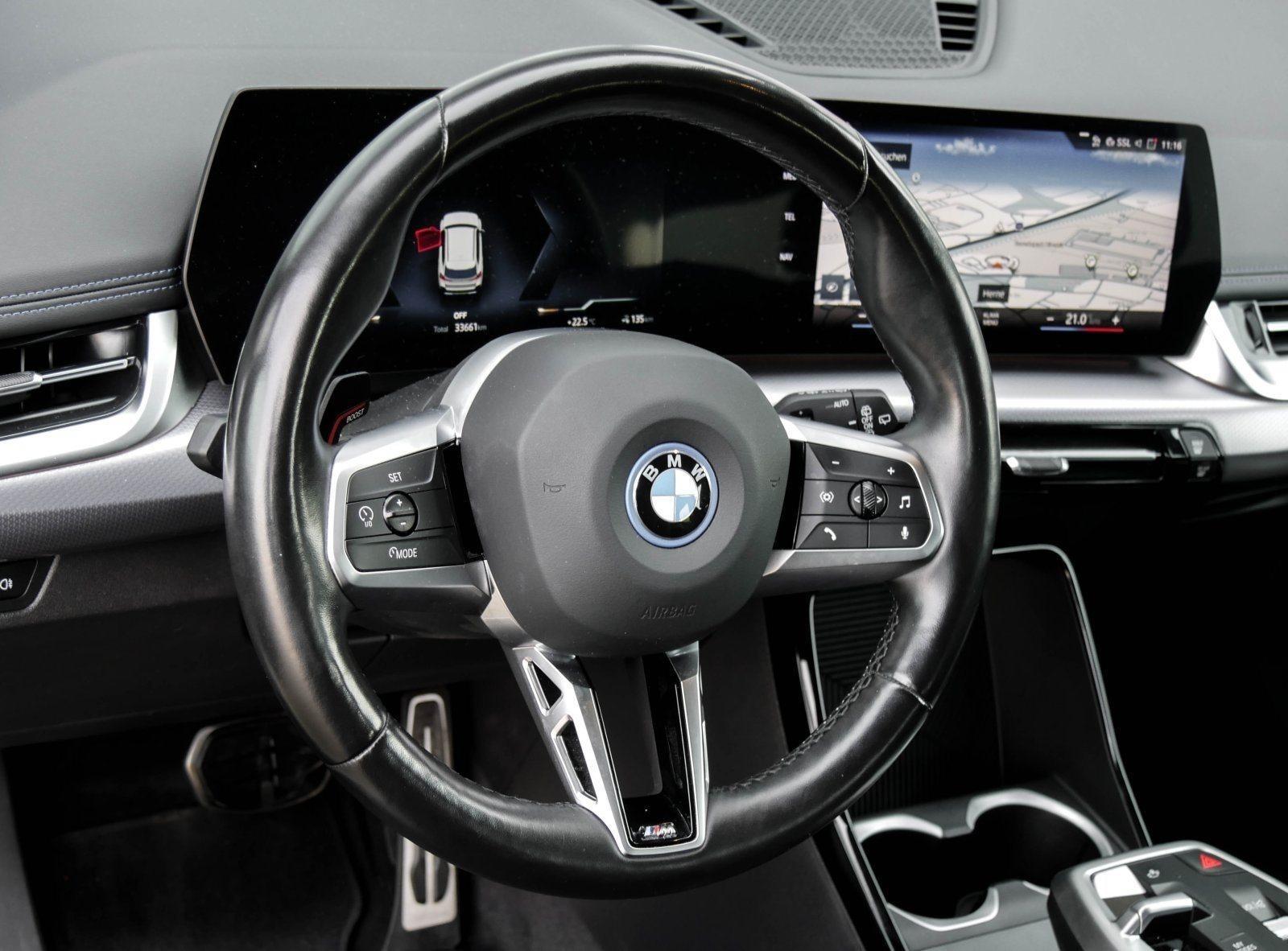 BMW iX1 – Bild 12
