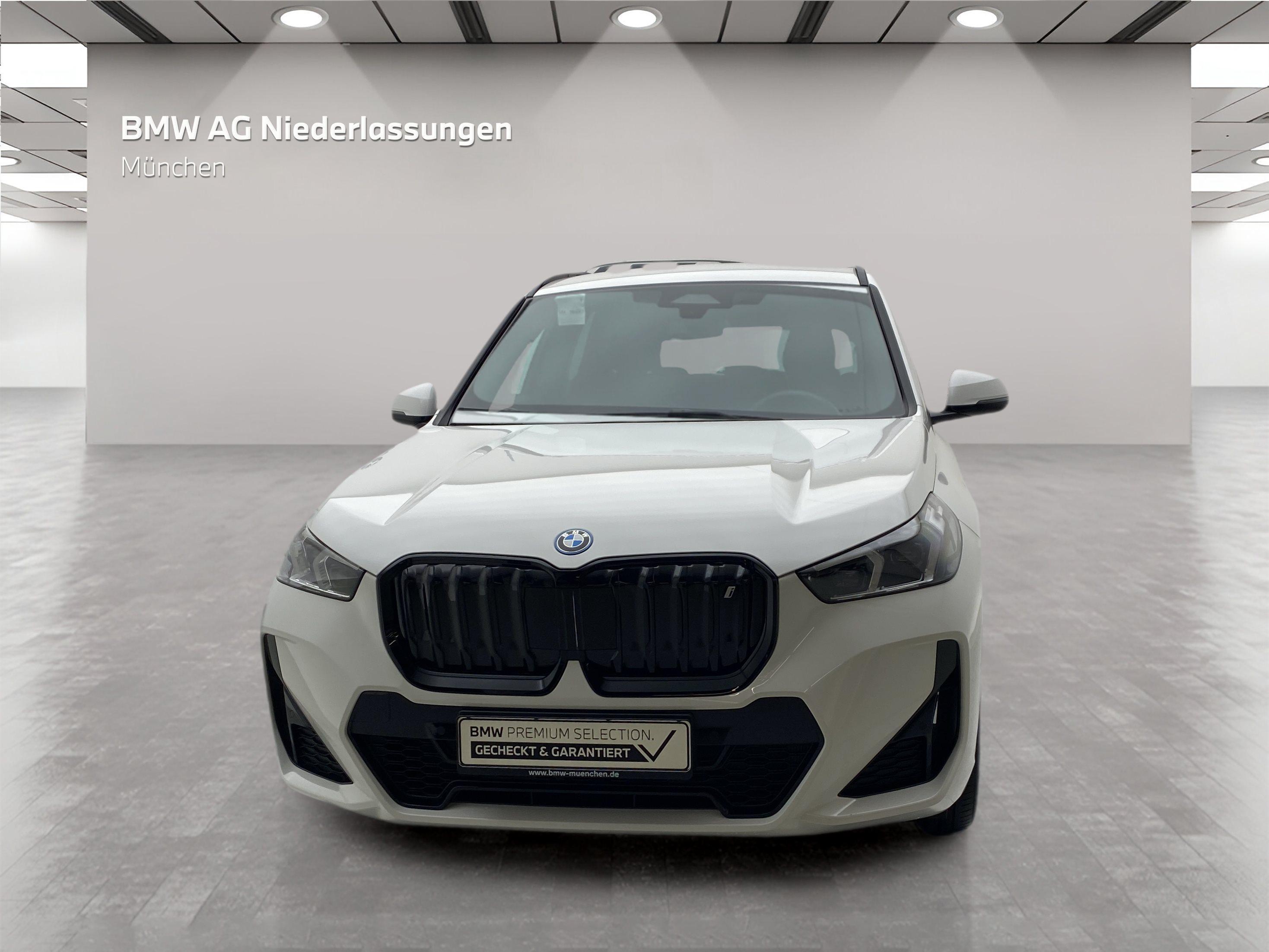 BMW iX1 – Bild 3