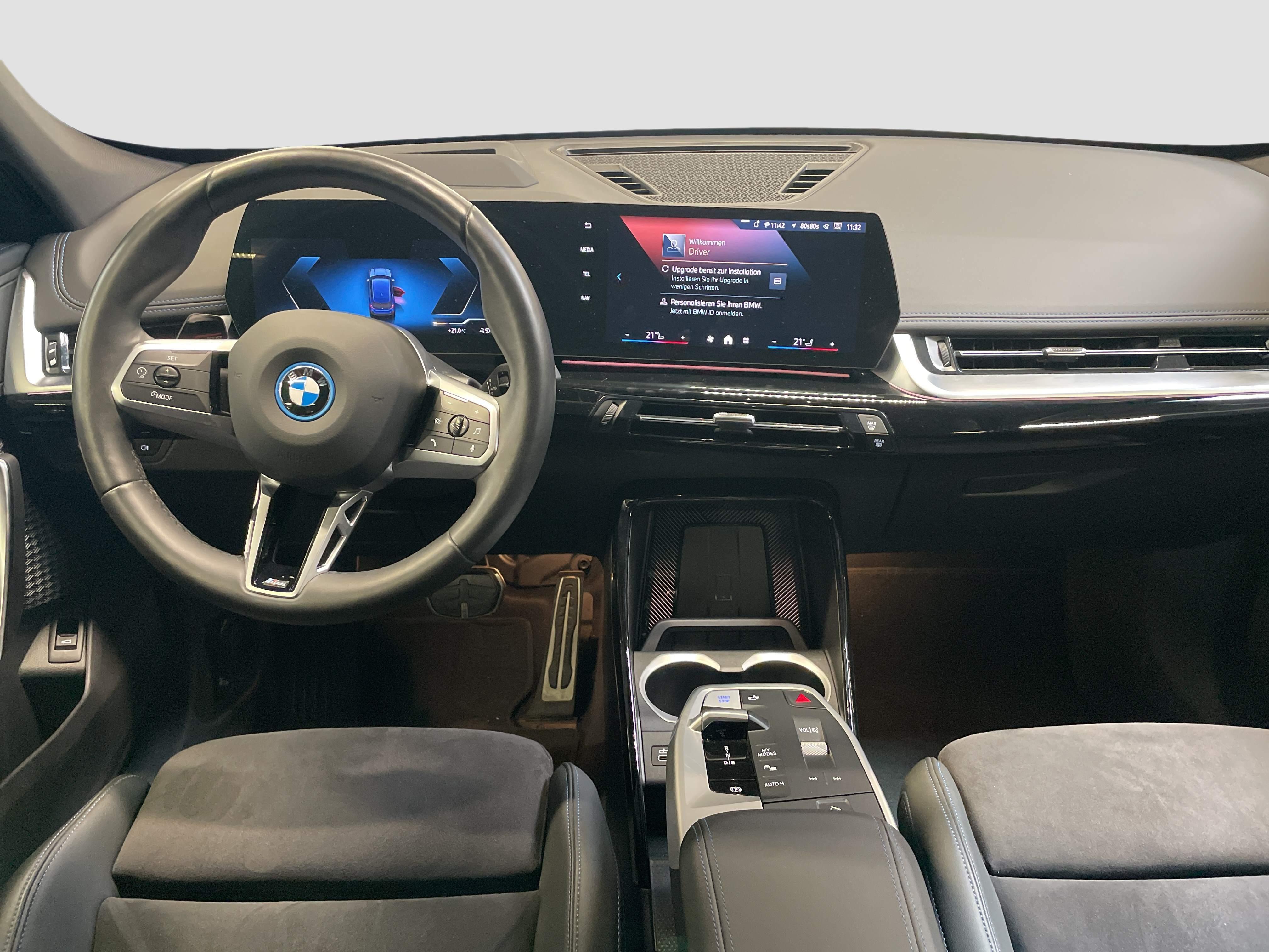 BMW iX1 – Bild 12