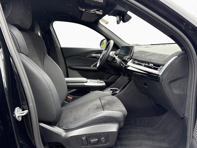 BMW iX2 – Bild 12