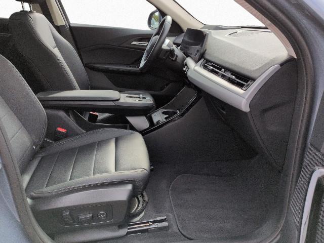 BMW iX2 – Bild 8