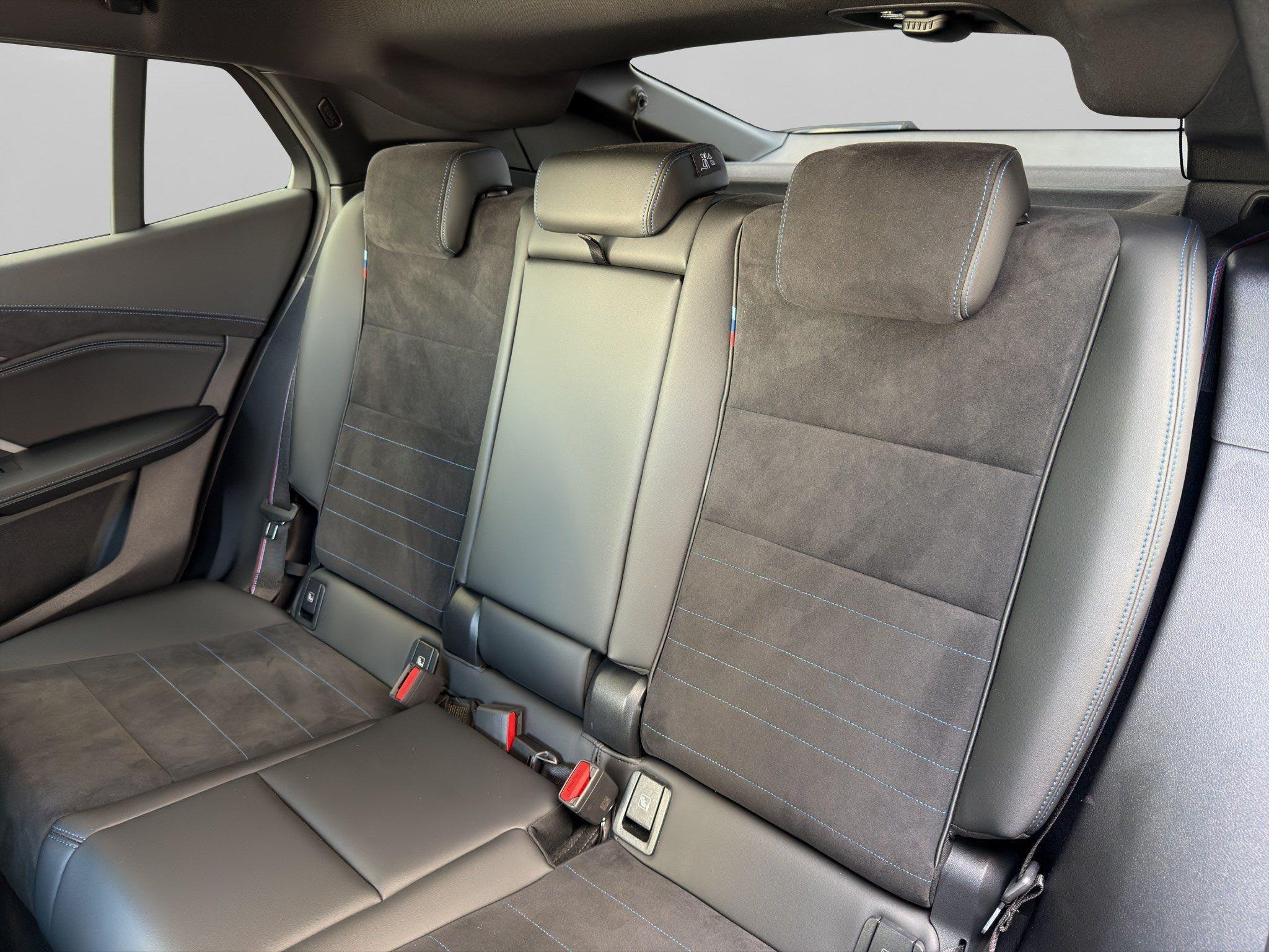 BMW iX2 – Bild 16
