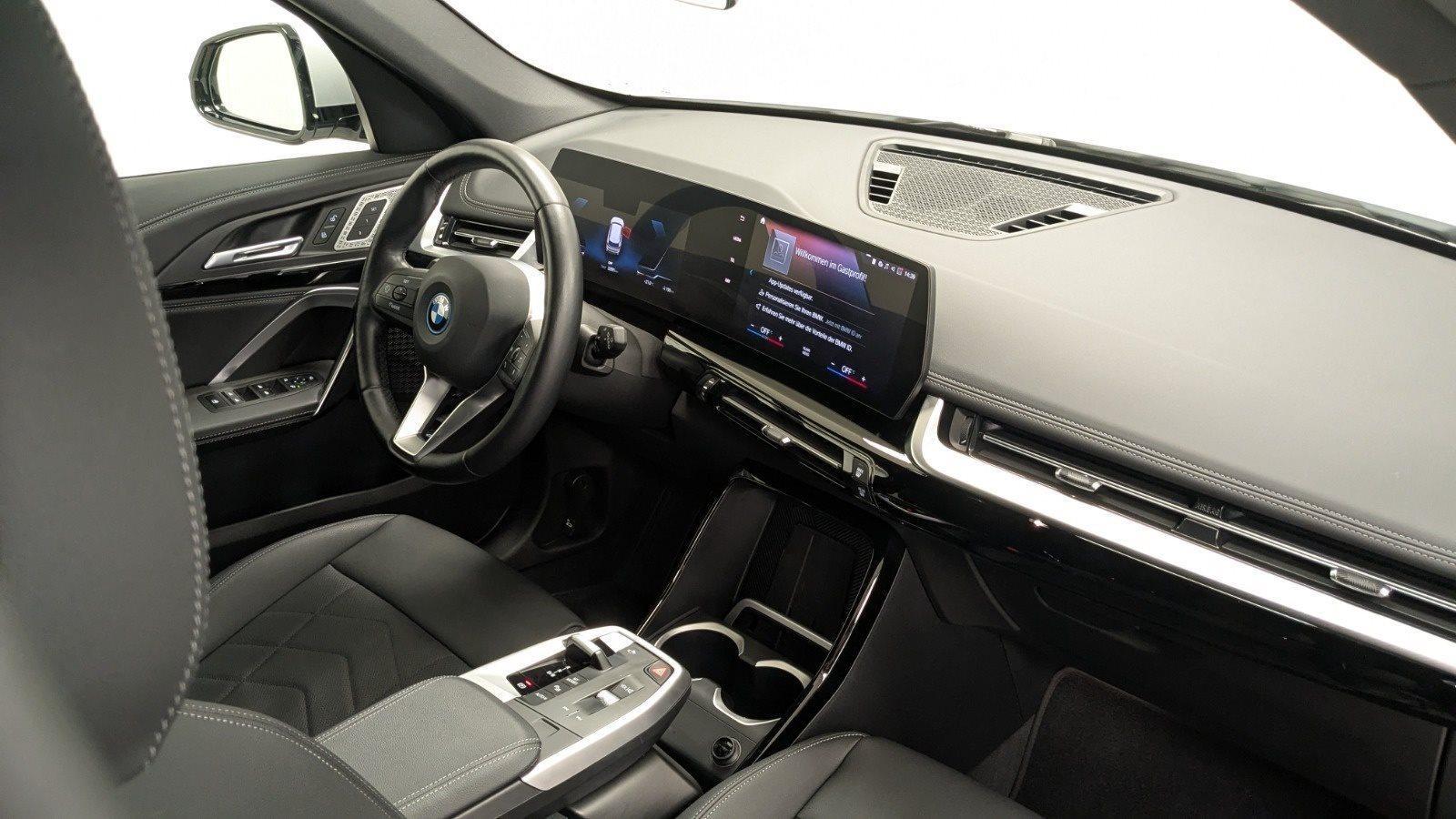 BMW iX1 – Bild 22