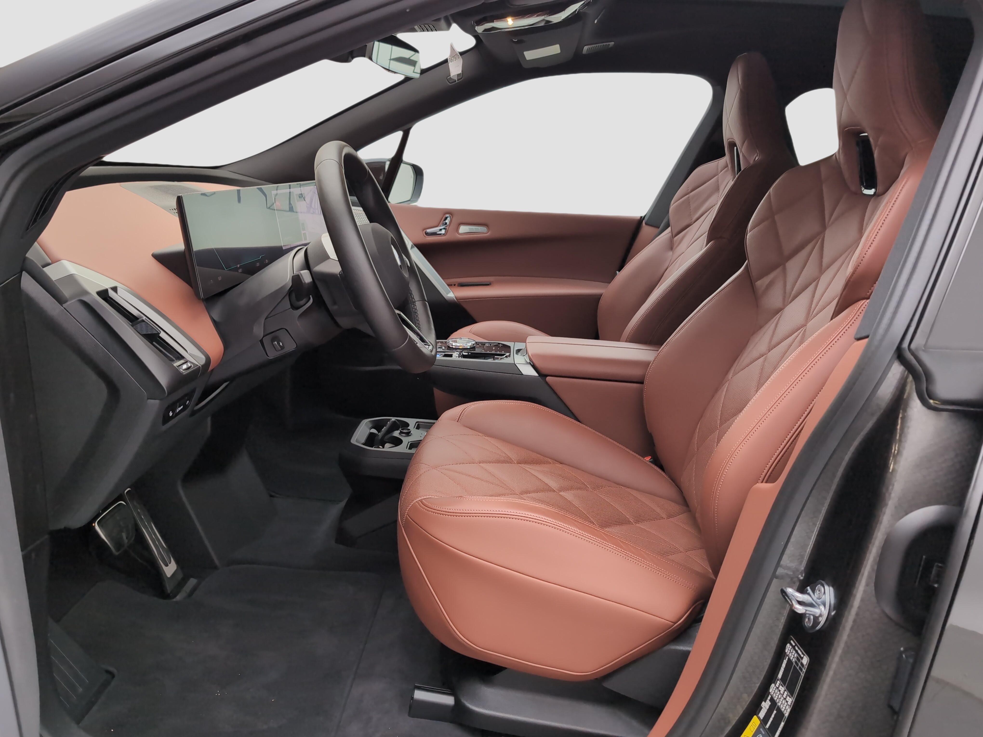 BMW iX – Bild 13