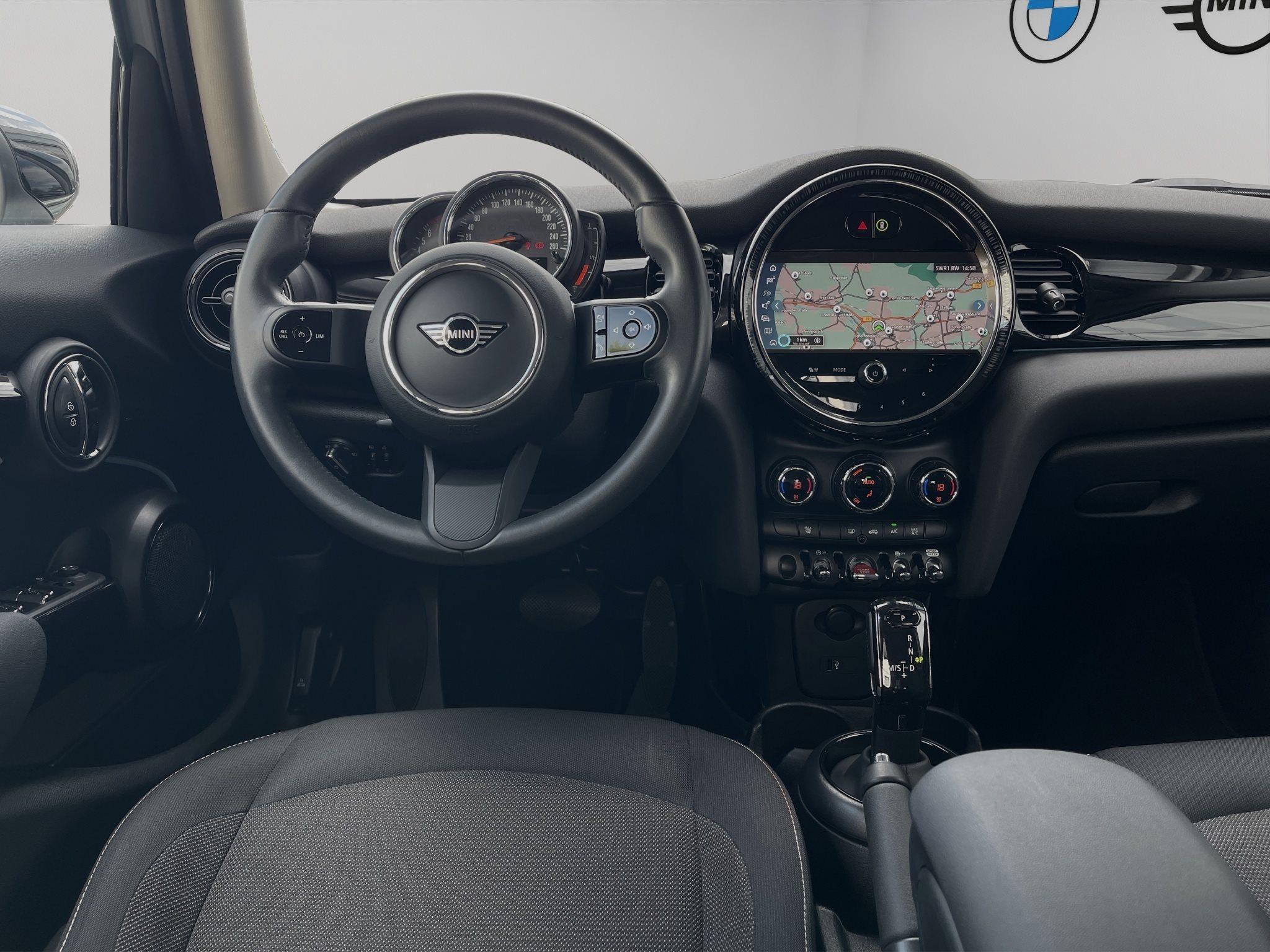MINI Cooper 5-Türer – Bild 16