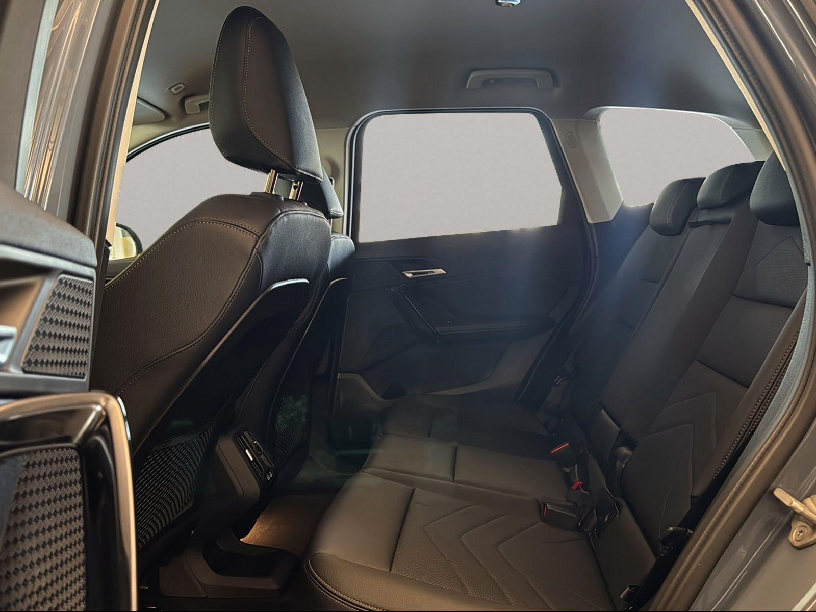 BMW iX1 – Bild 14