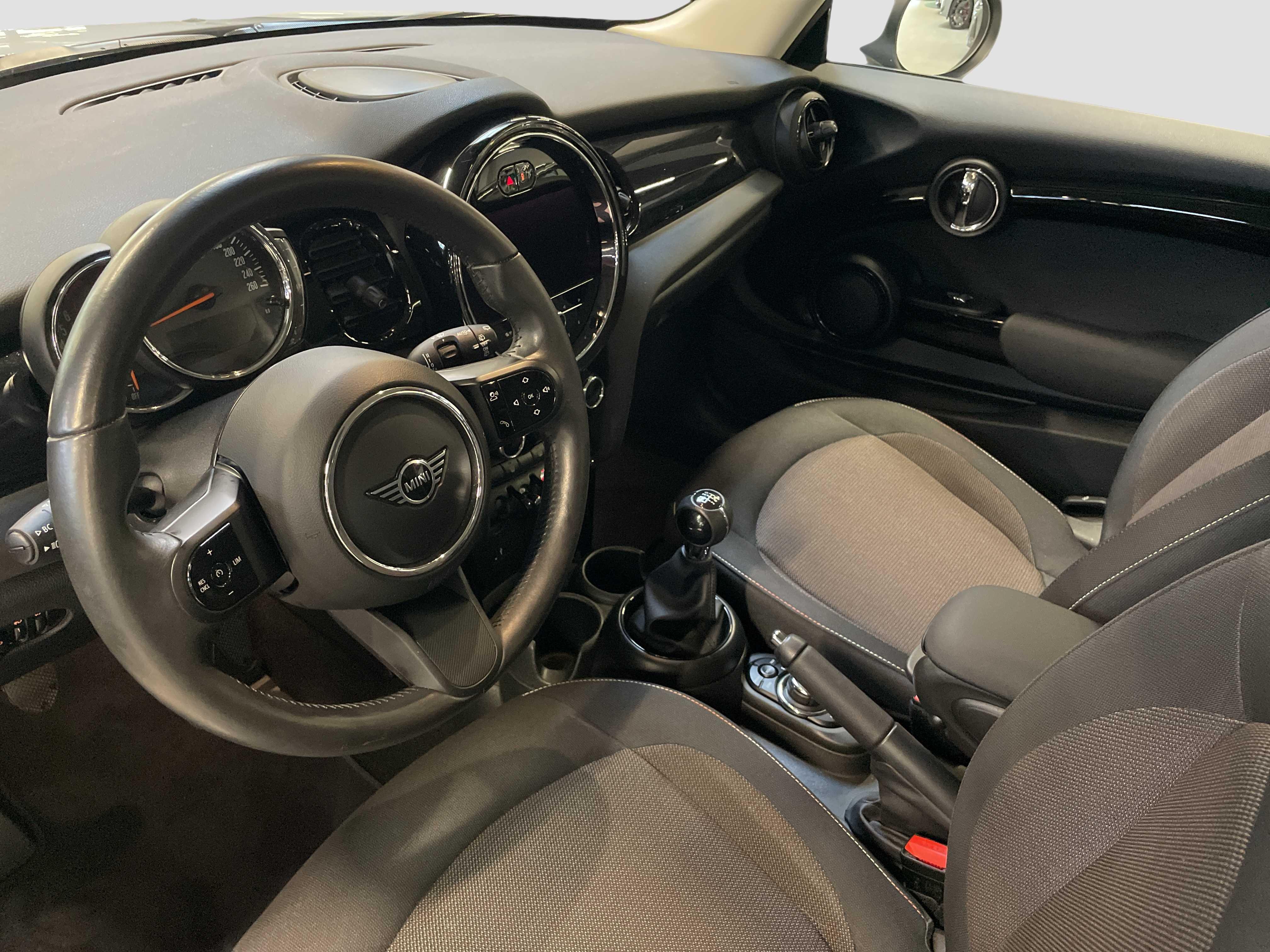 MINI Cooper 3-Türer – Bild 8