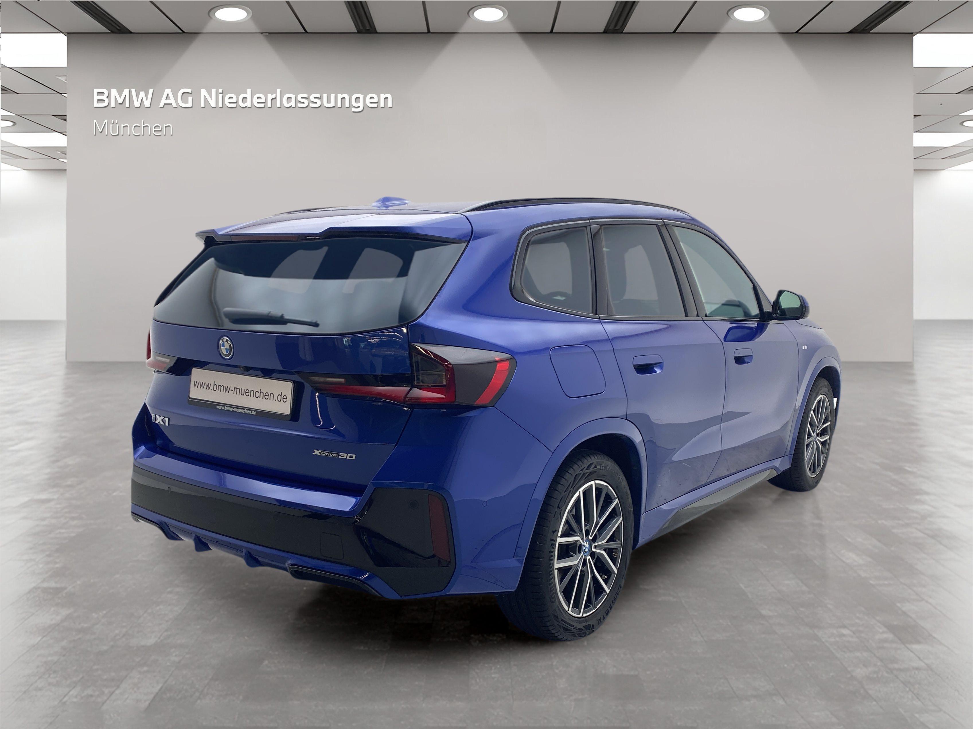 BMW iX1 – Bild 4