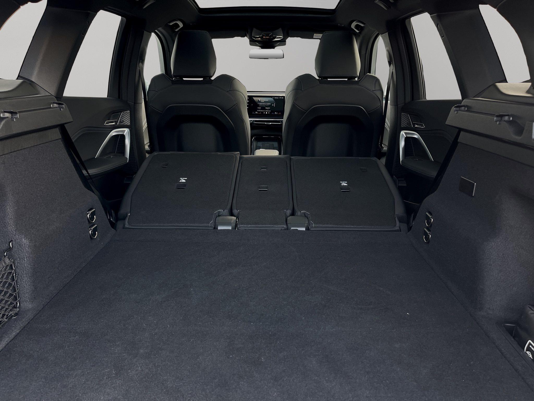 BMW iX1 – Bild 16