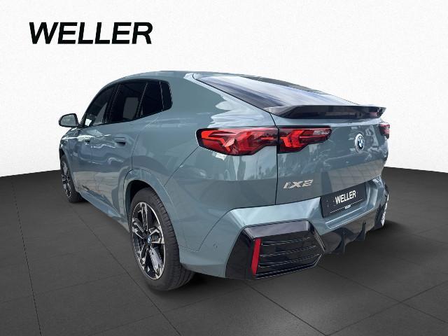 BMW iX2 – Bild 4