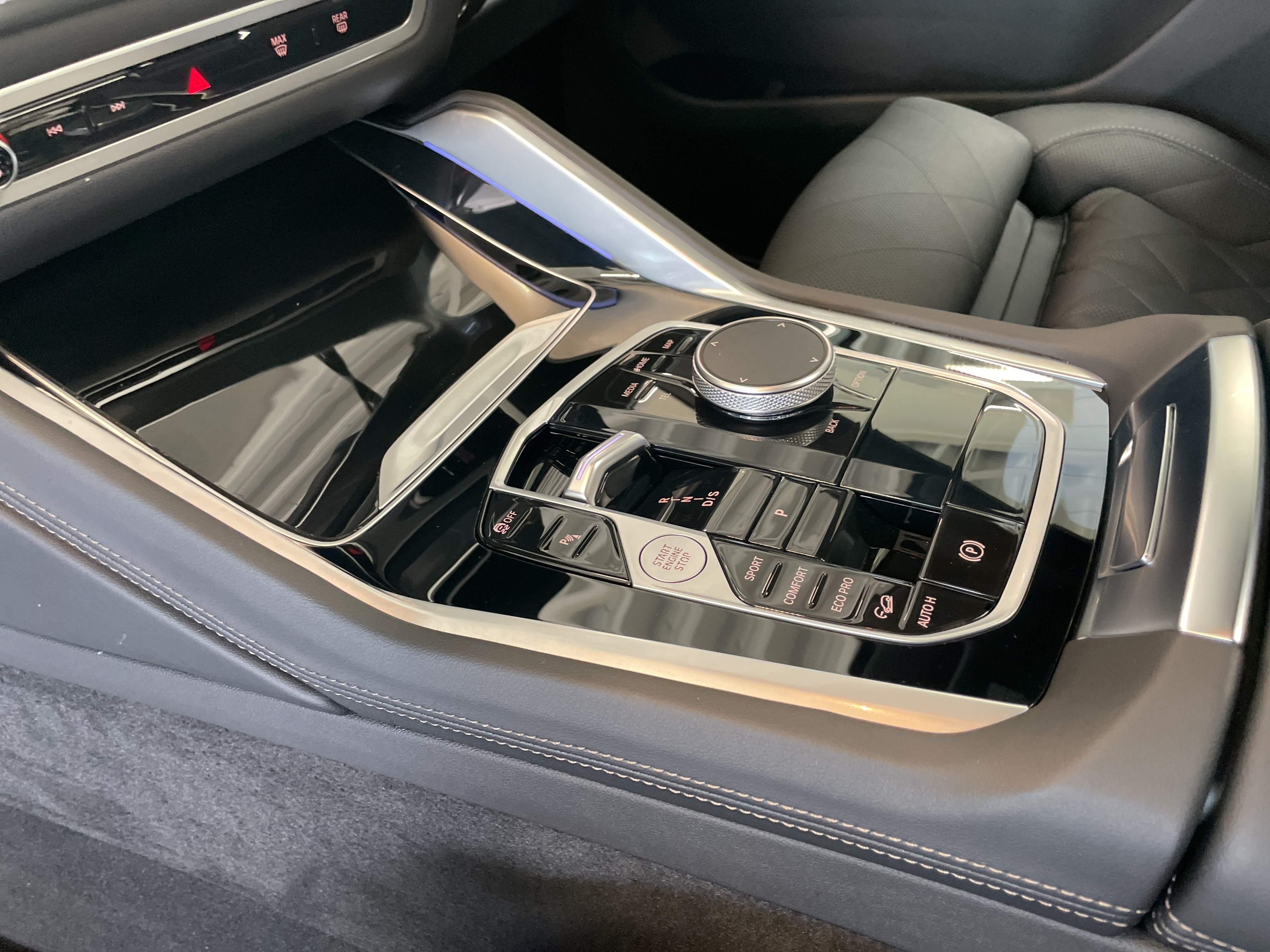 BMW X6 – Bild 8