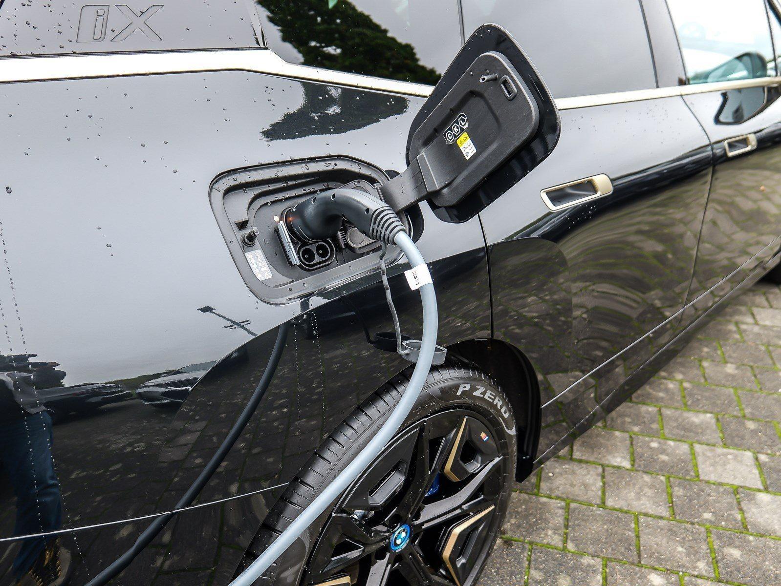 BMW iX – Bild 29