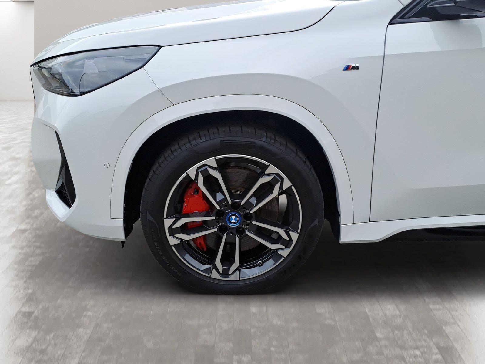 BMW iX1 – Bild 18