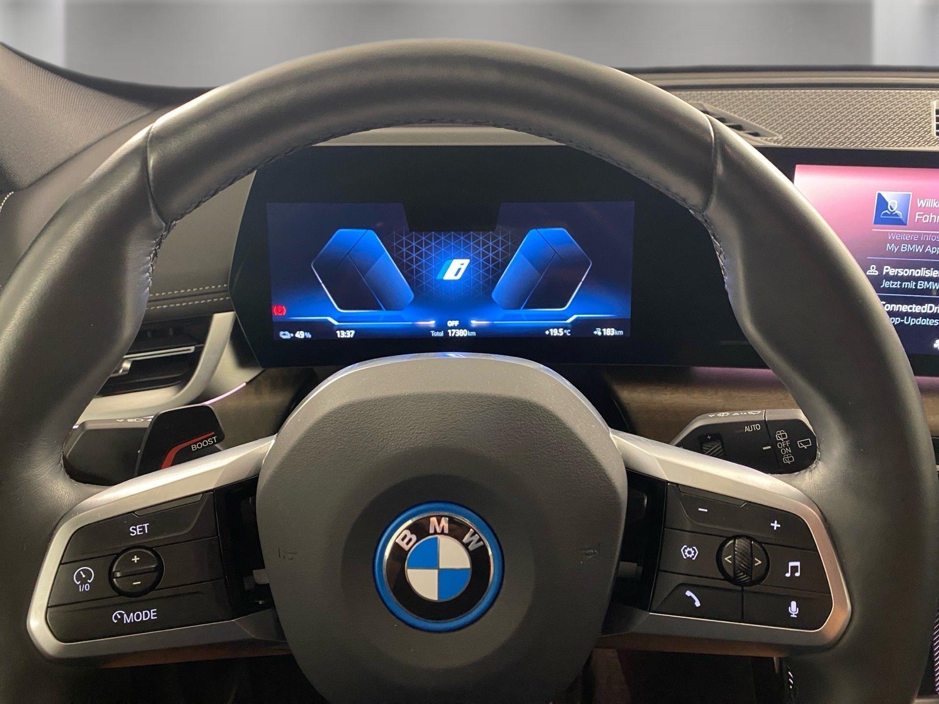 BMW iX1 – Bild 11