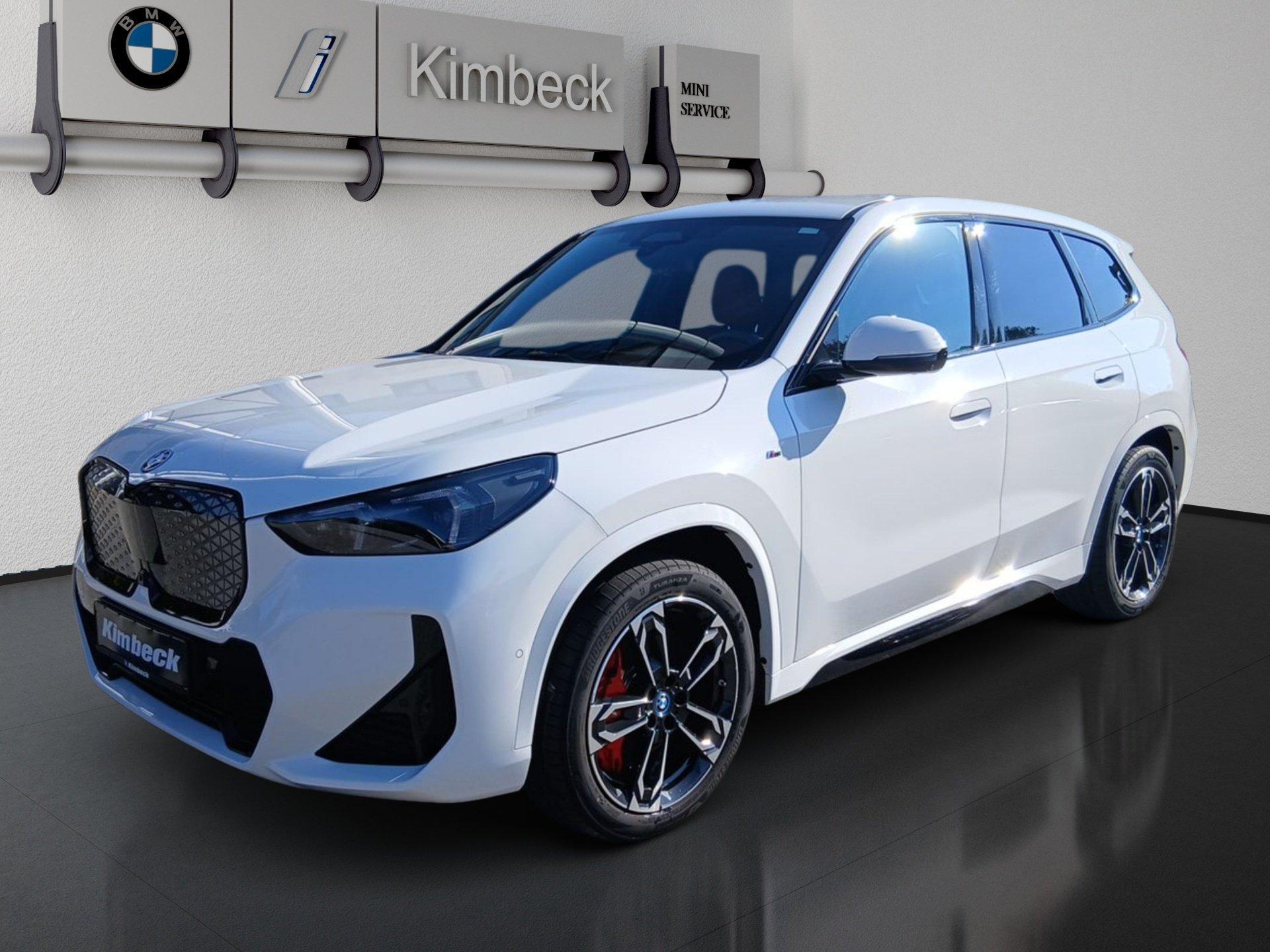 BMW iX1