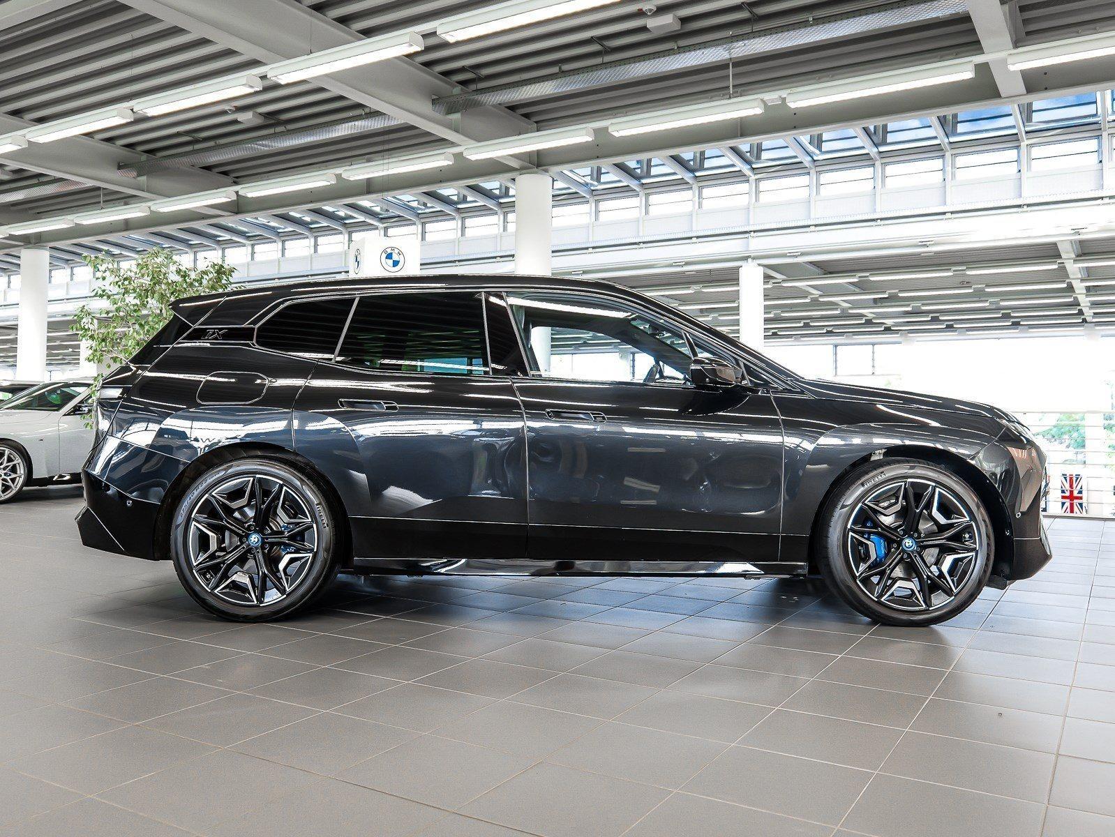 BMW iX – Bild 8
