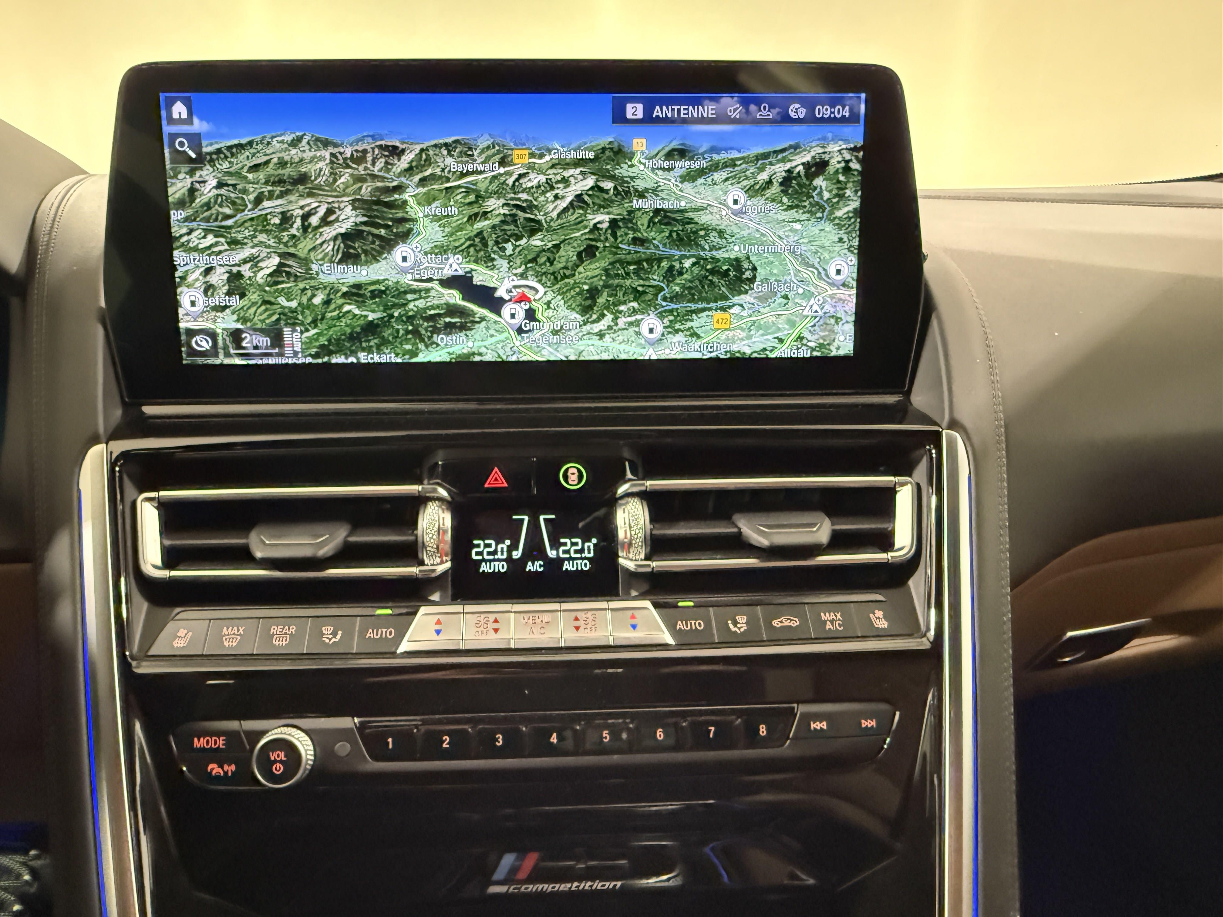 BMW M8 Coupé – Bild 25