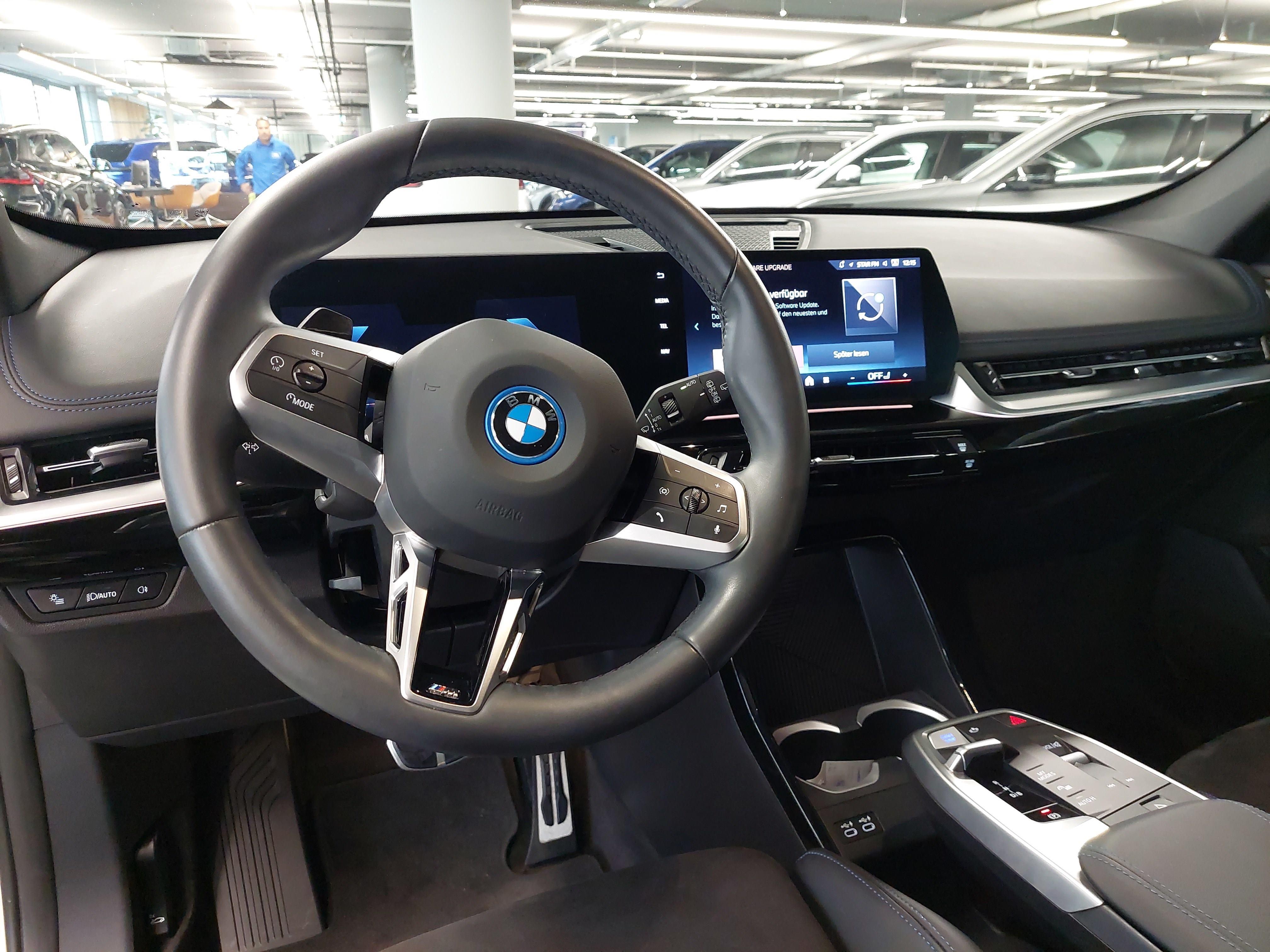 BMW iX1 – Bild 10