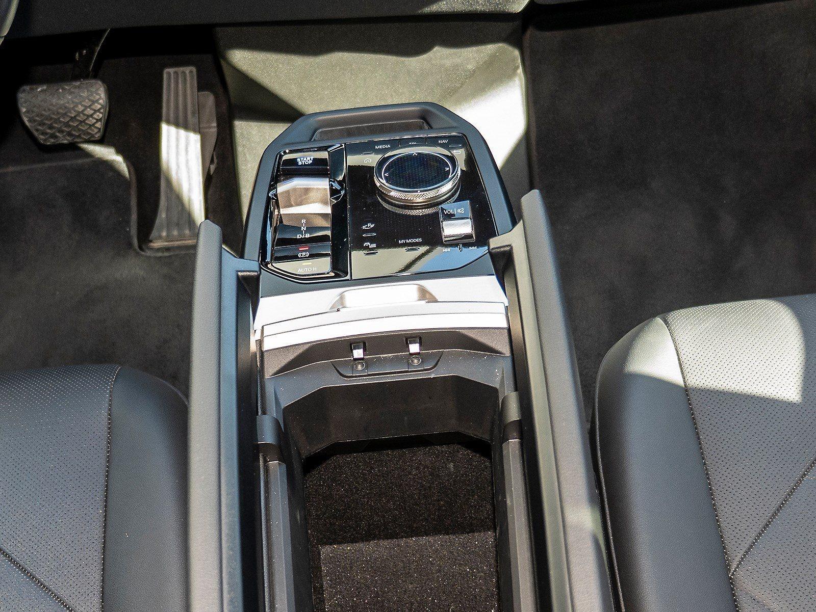 BMW iX – Bild 11