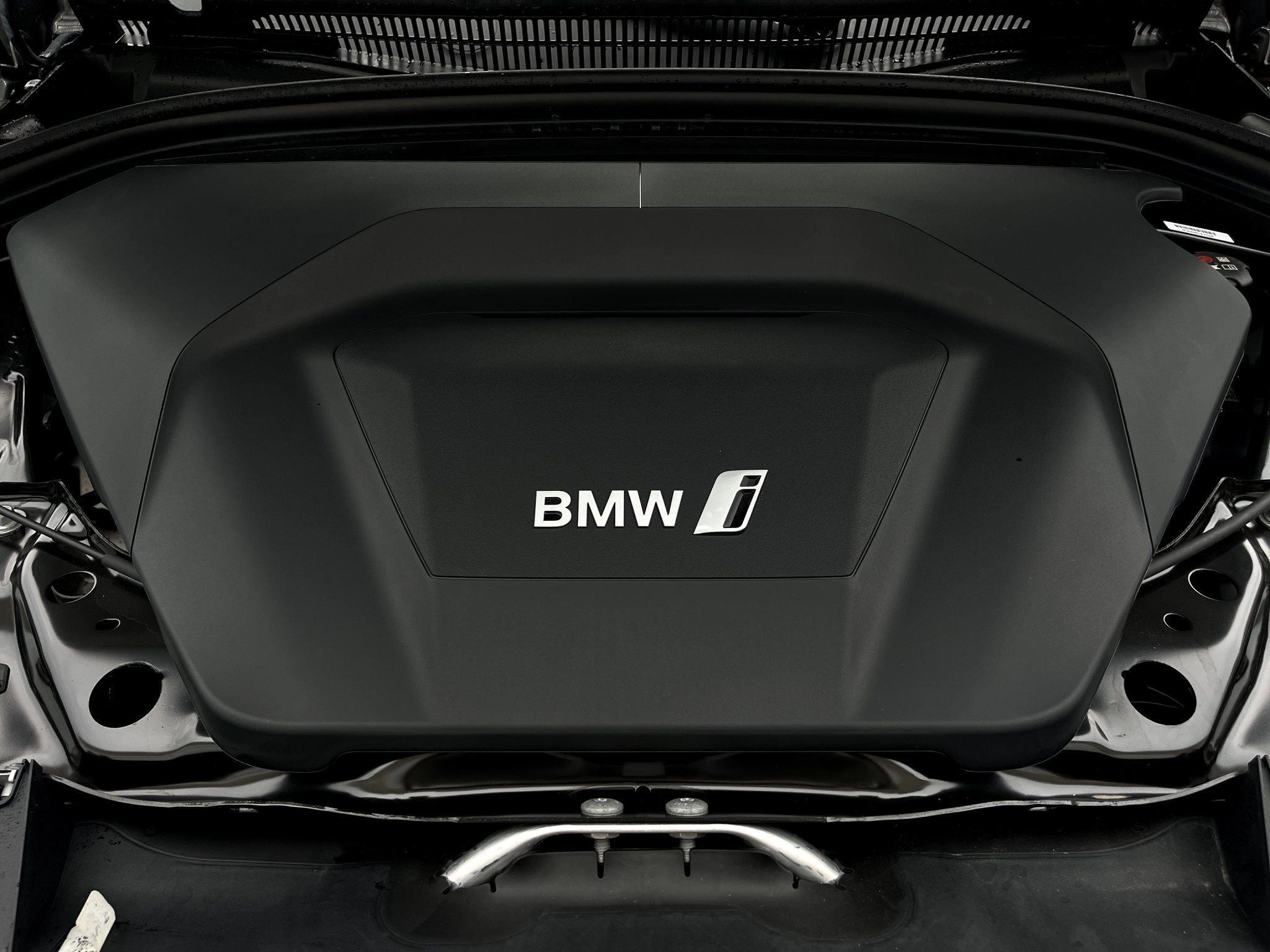 BMW iX1 – Bild 8