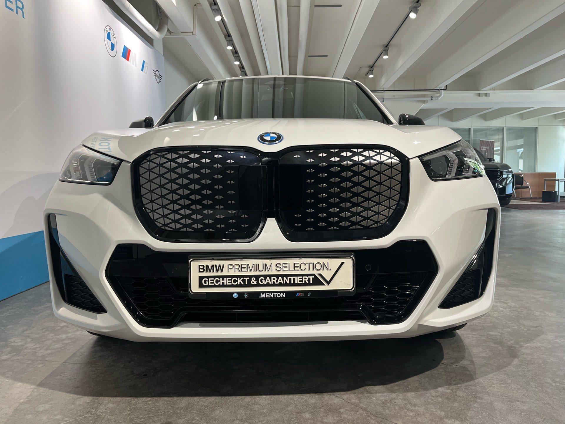 BMW iX1 – Bild 14
