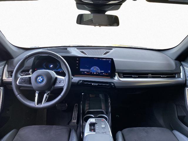 BMW iX1 – Bild 10