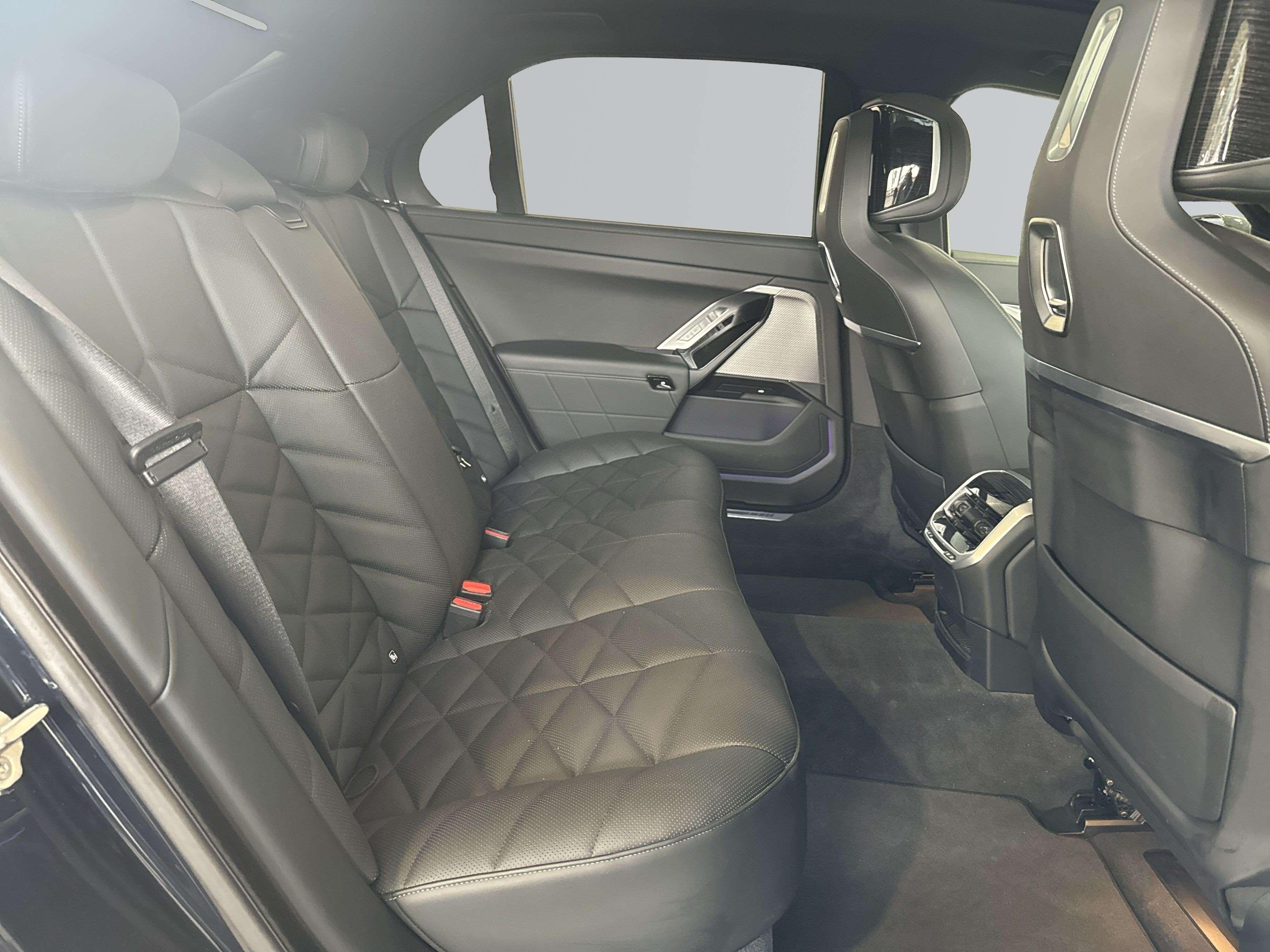 BMW 7er – Bild 16