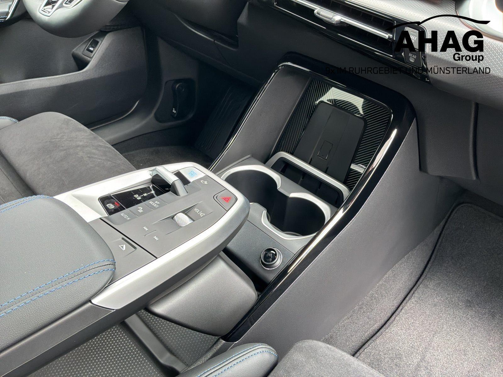 BMW iX2 – Bild 12