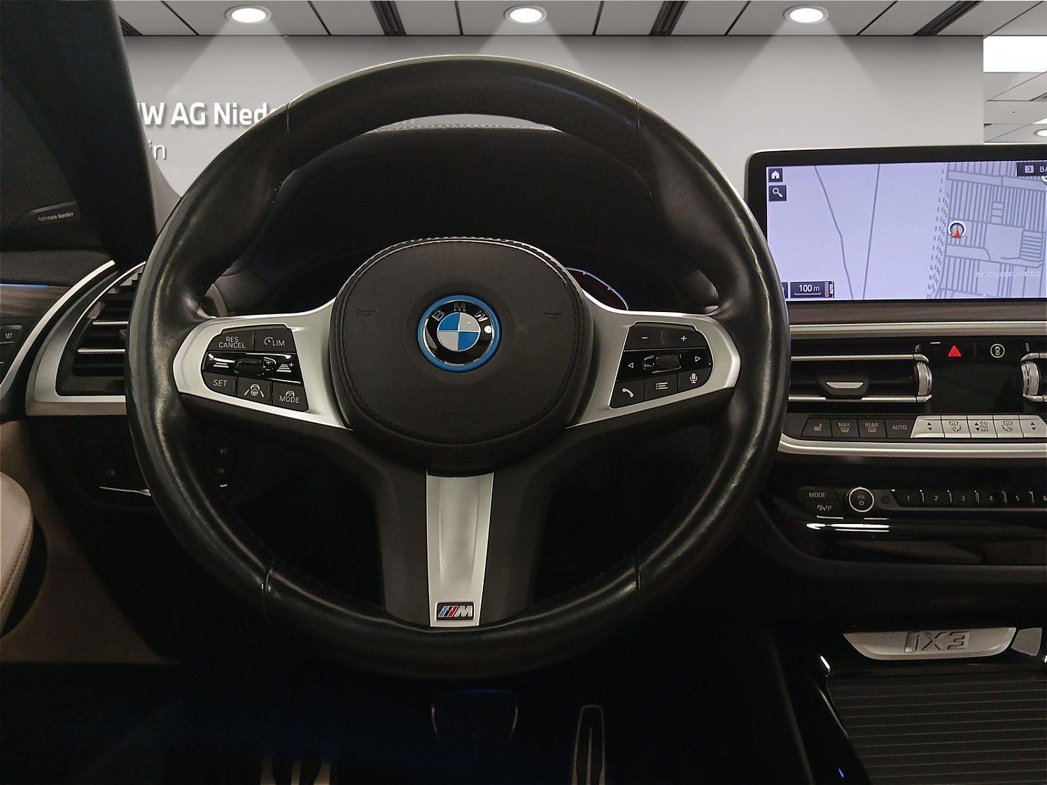 BMW iX3 – Bild 11