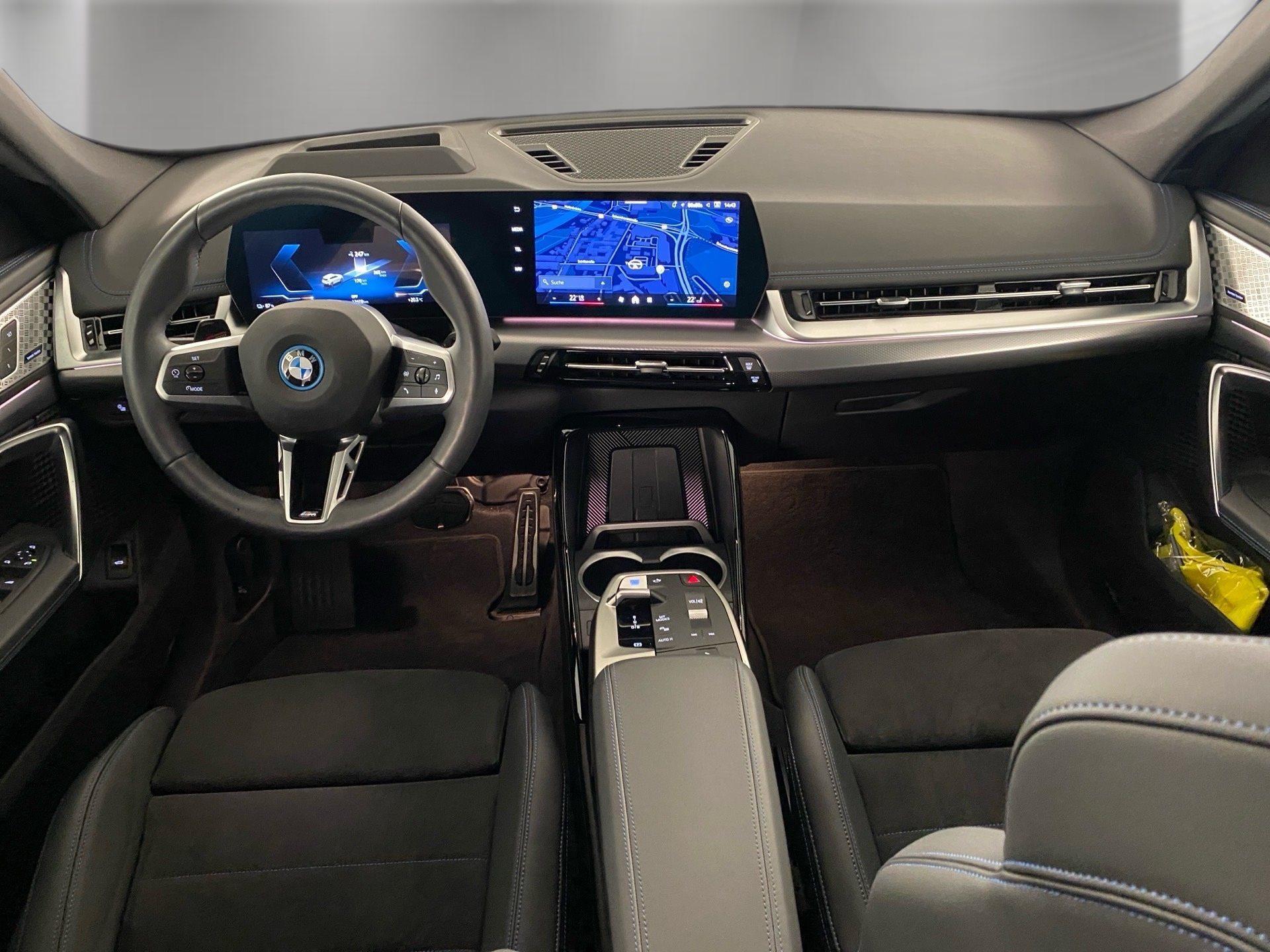 BMW iX1 – Bild 17