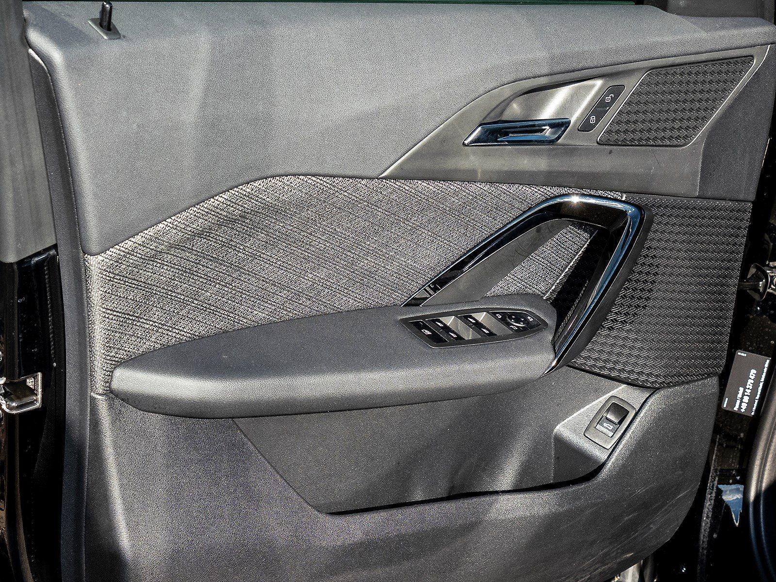 BMW iX1 – Bild 19