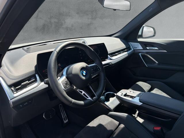 BMW iX1 – Bild 17