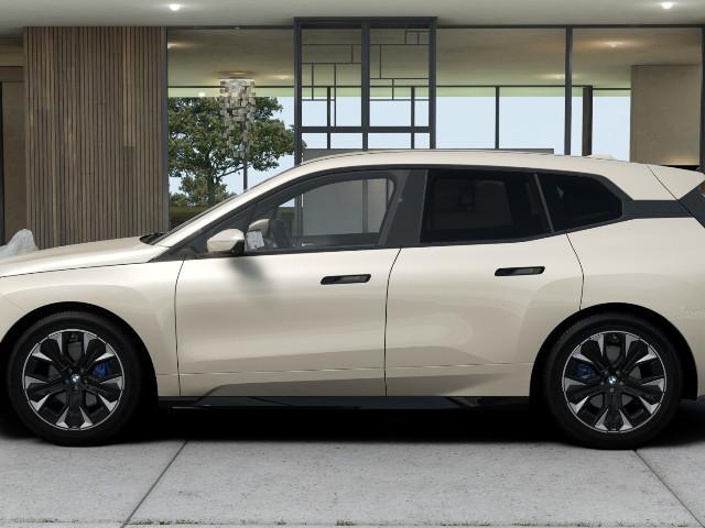 BMW iX – Bild 2