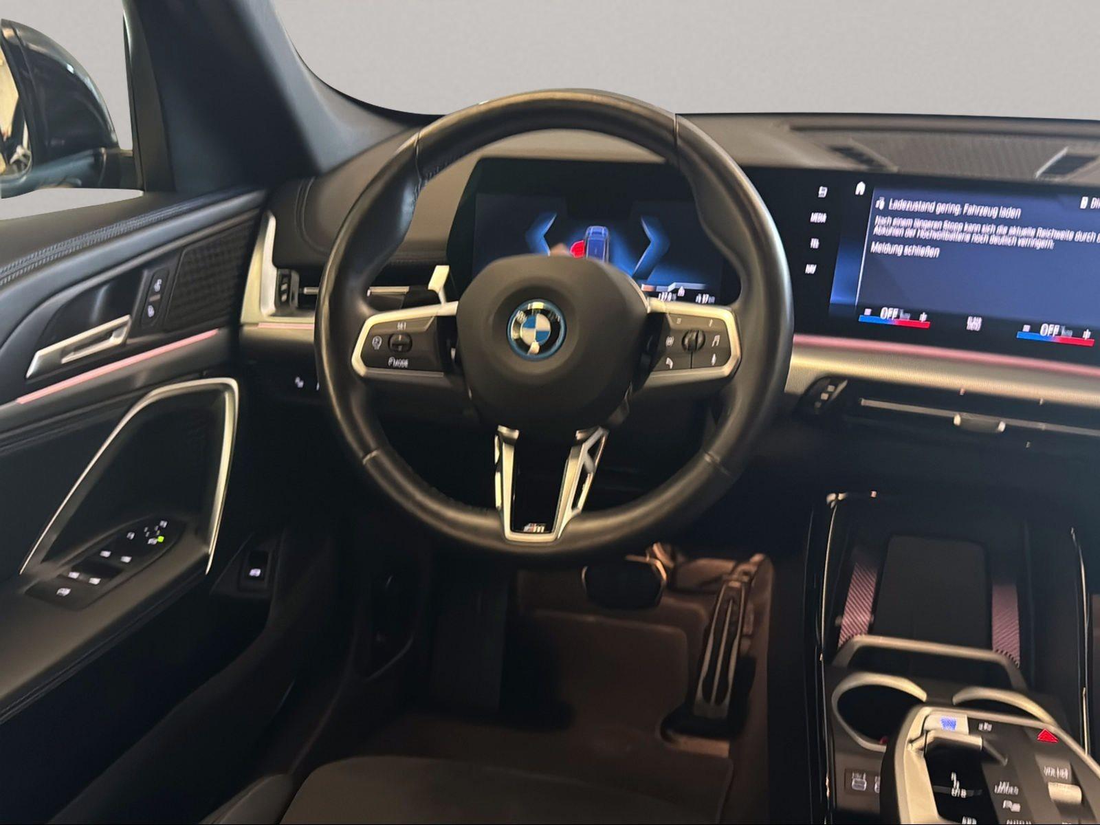 BMW iX1 – Bild 11