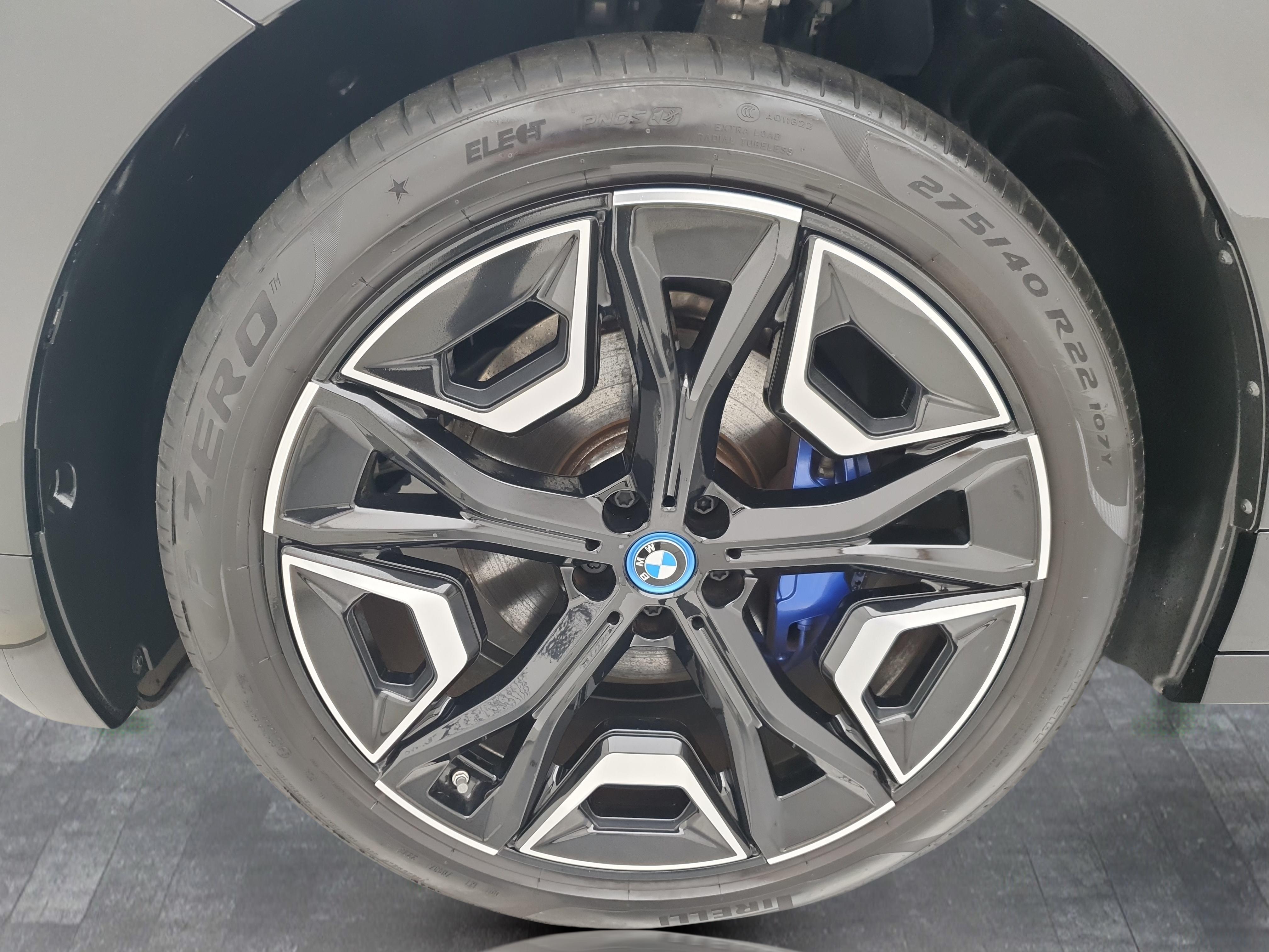 BMW iX – Bild 18