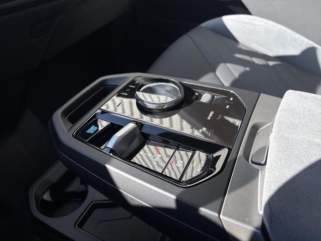 BMW iX – Bild 7