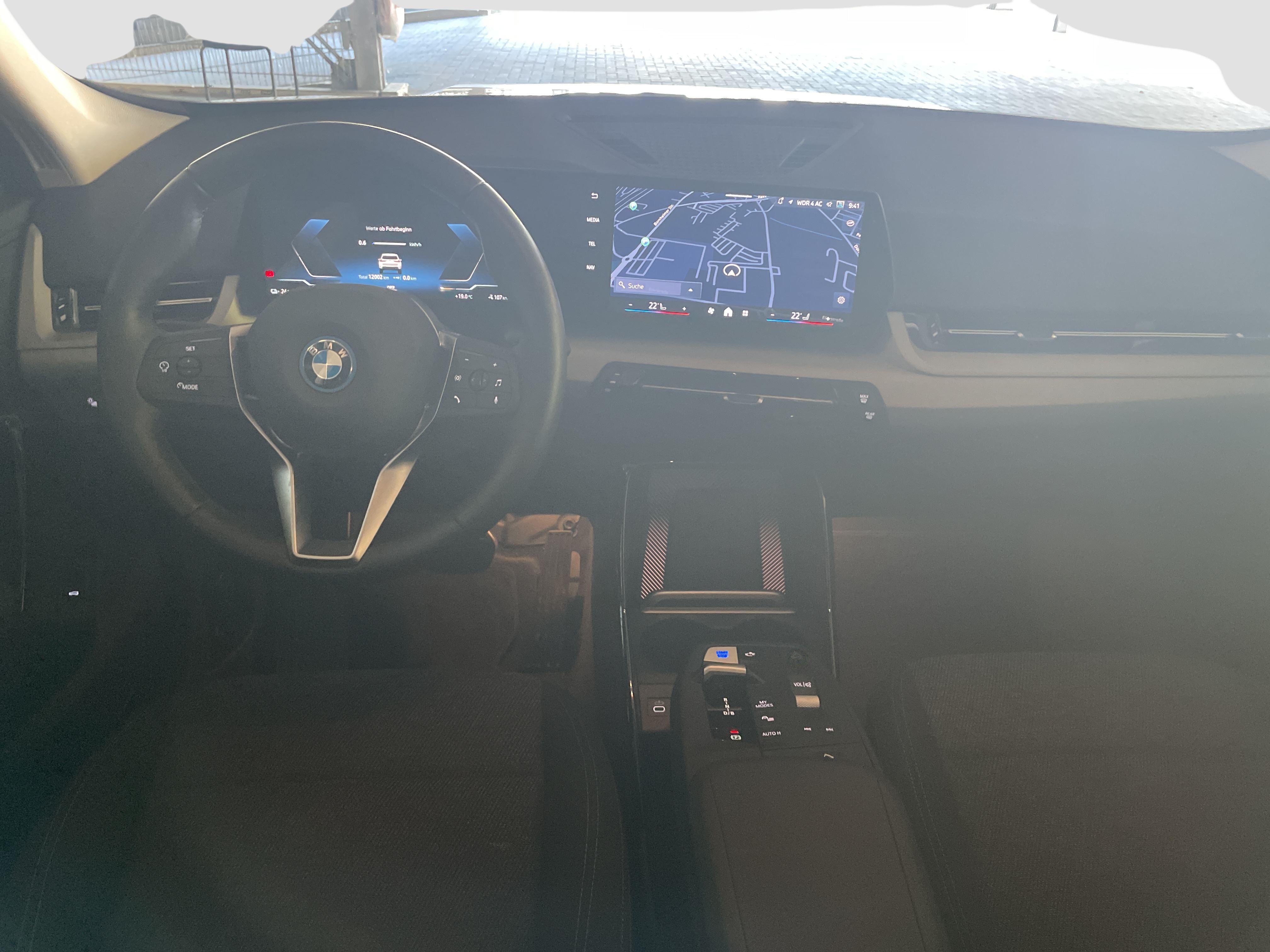 BMW iX1 – Bild 21