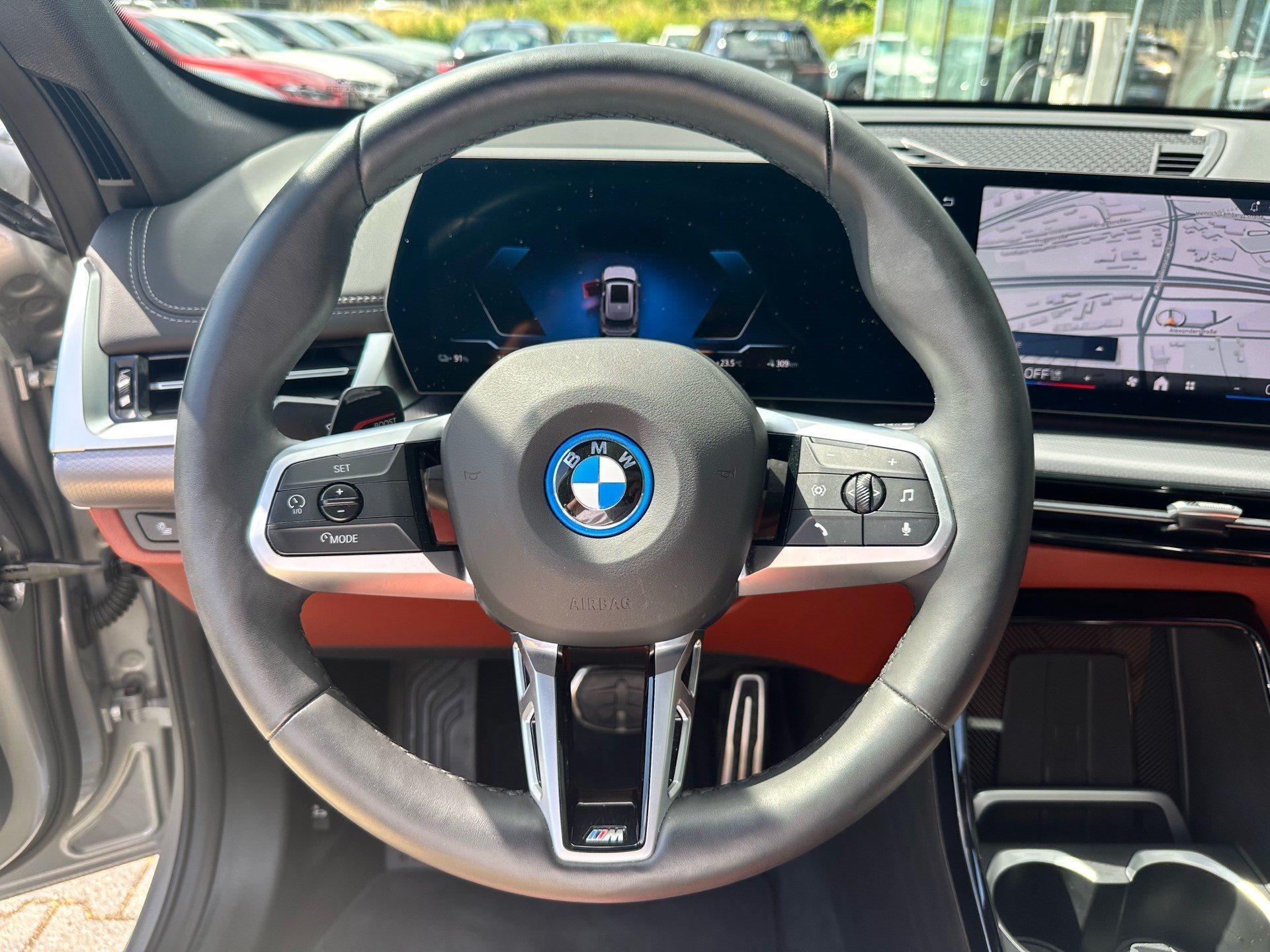 BMW iX1 – Bild 23