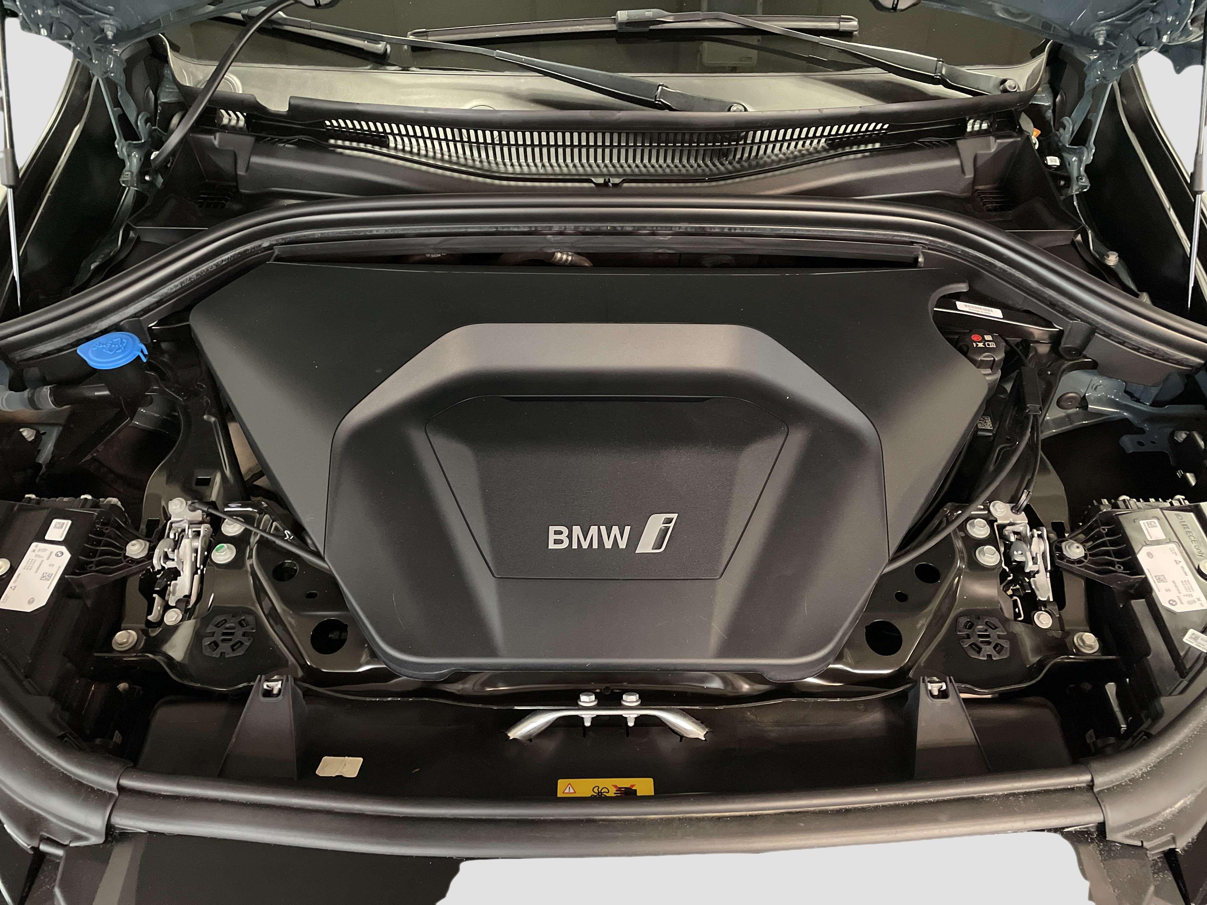 BMW iX1 – Bild 14