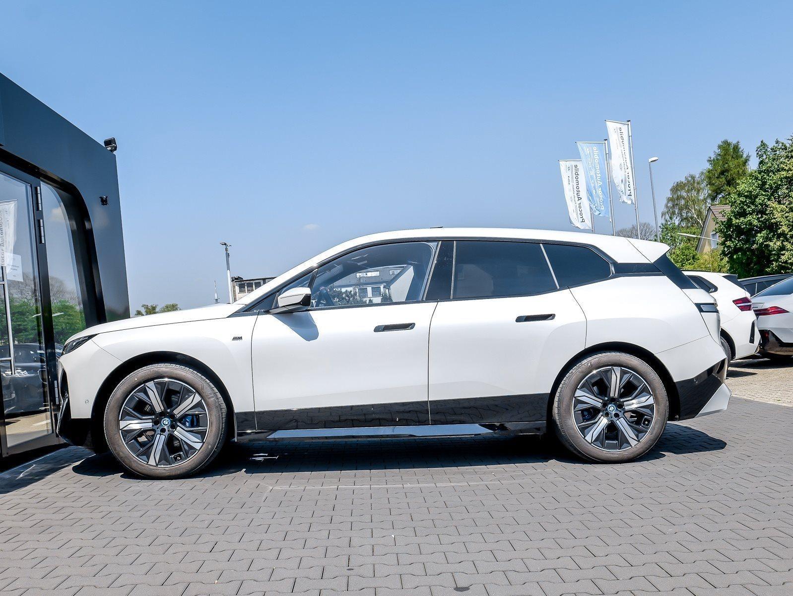 BMW iX – Bild 15