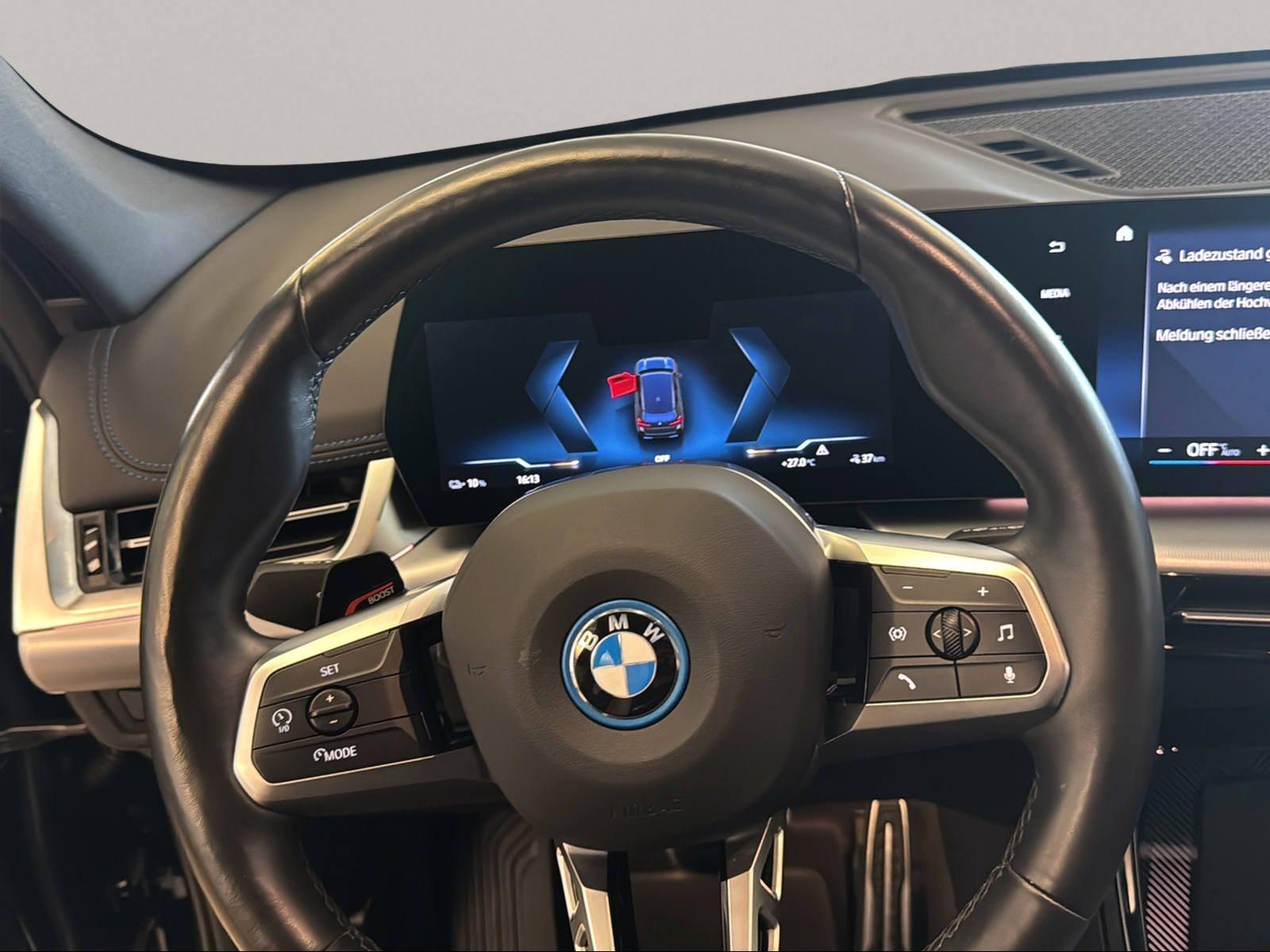 BMW iX1 – Bild 12