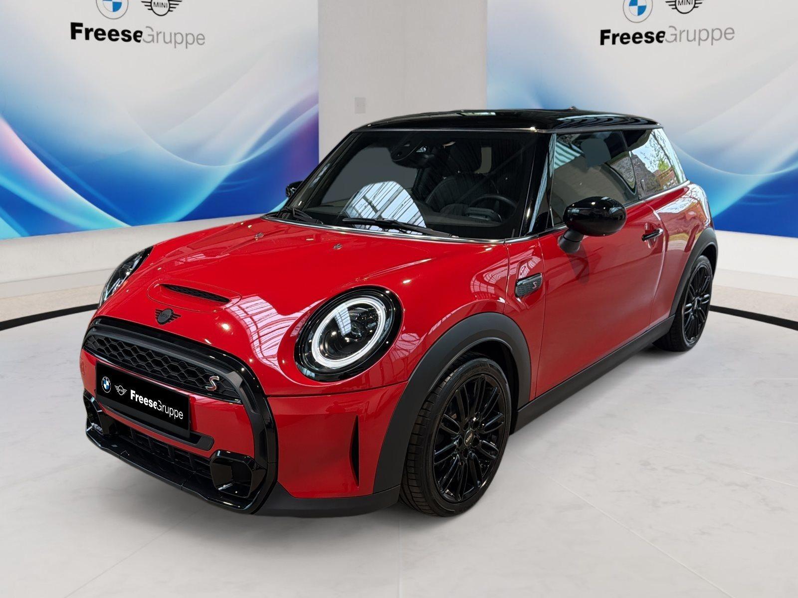 MINI Cooper — MINI Cooper S