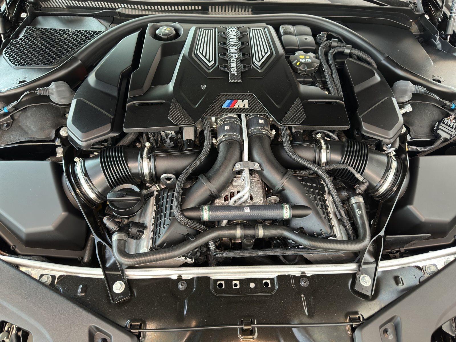 BMW M8 Coupé – Bild 9