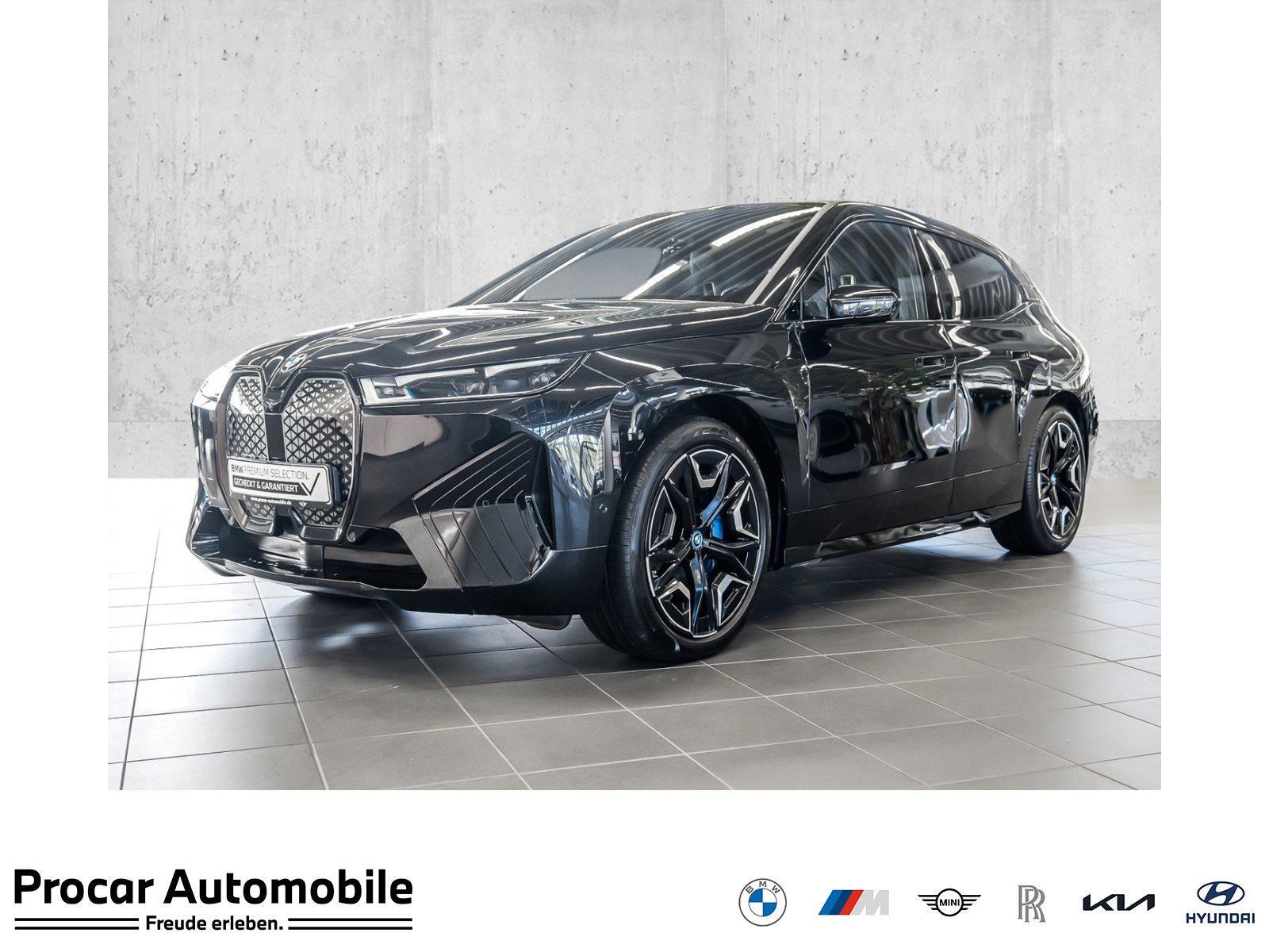 BMW iX