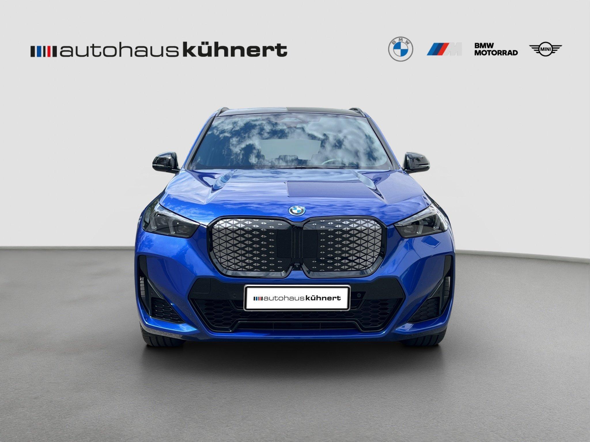 BMW iX1 – Bild 3